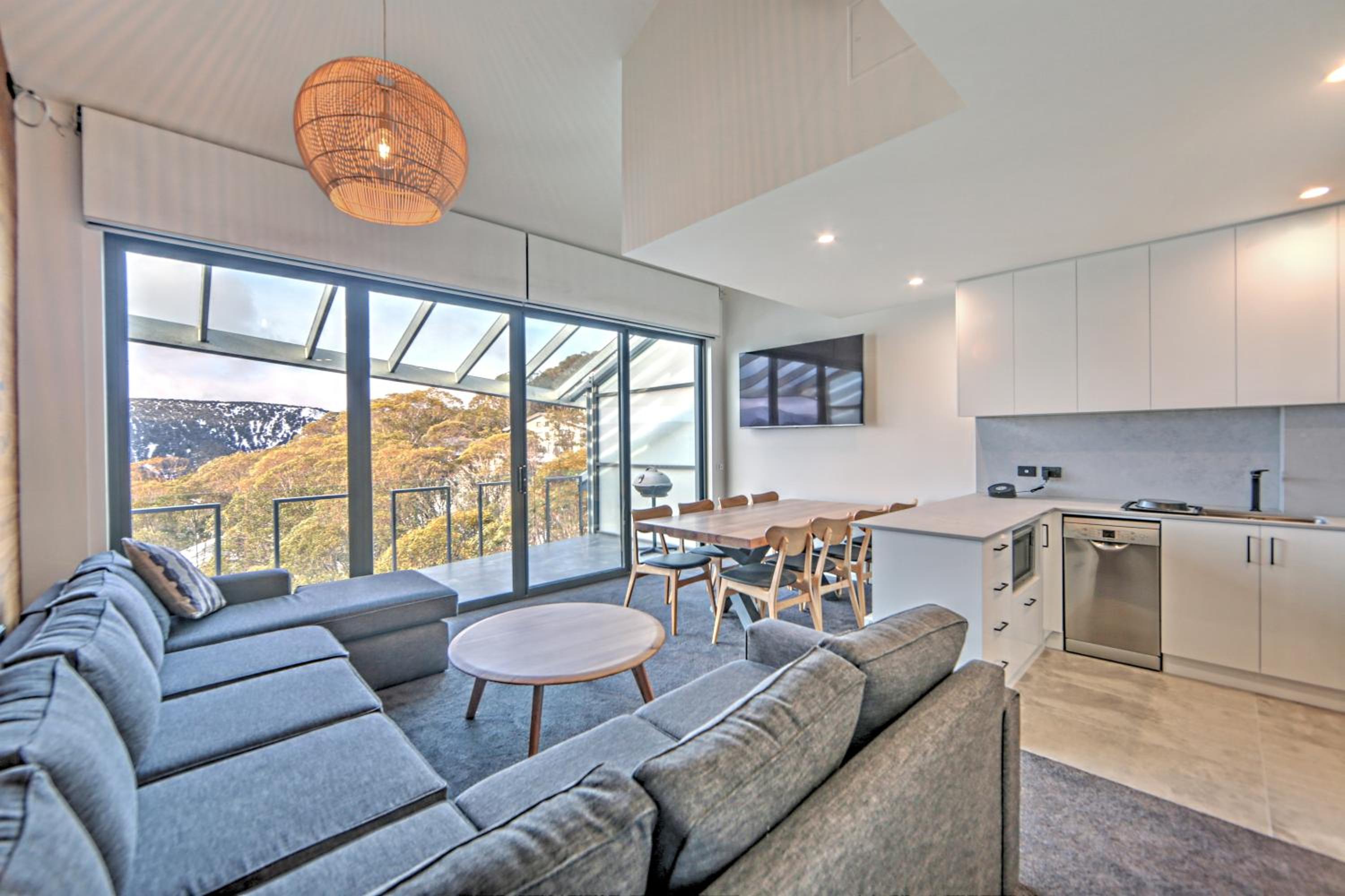 Snow Ski Apartments Penthouse 32