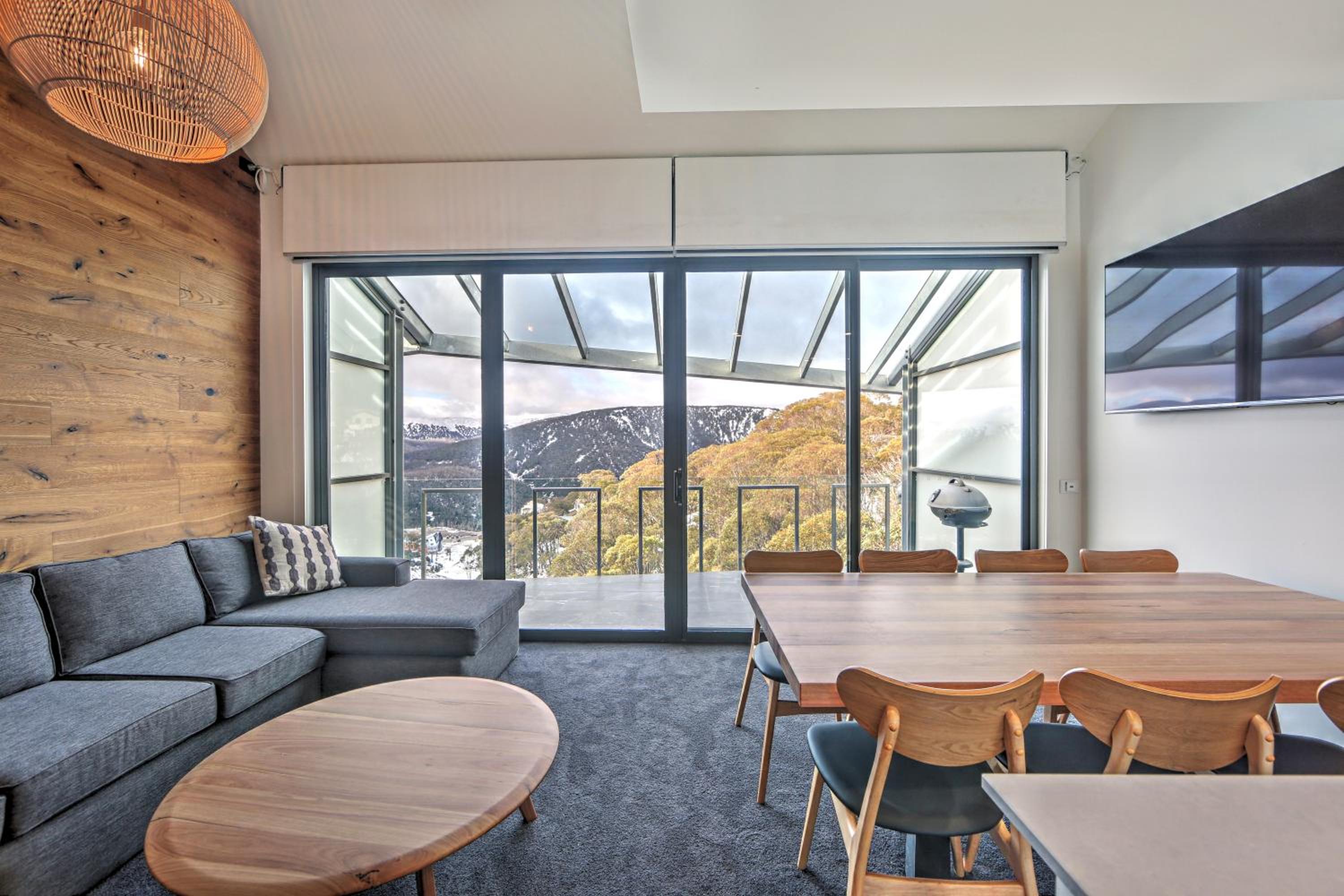 Snow Ski Apartments Penthouse 32