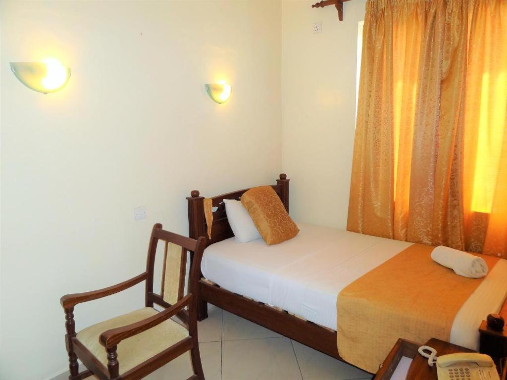 Regency Park Hotel