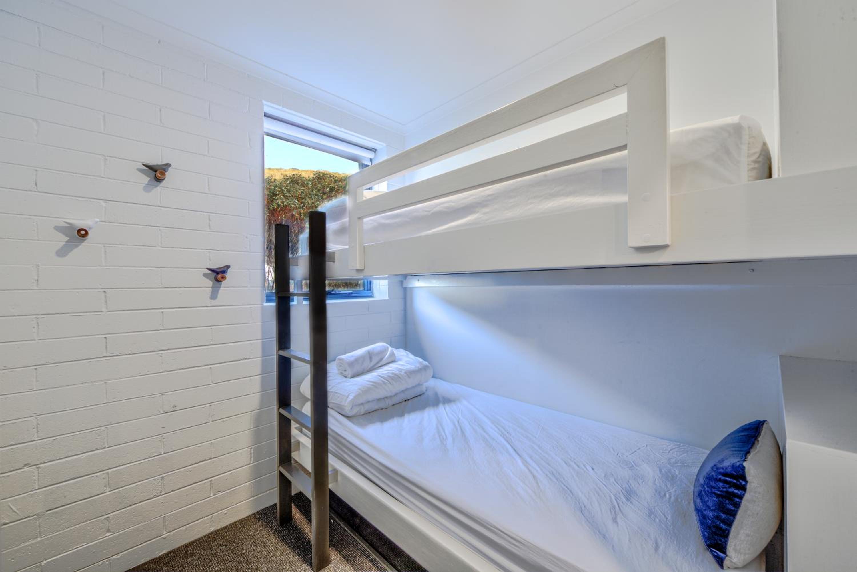 Snow Ski Apartments Penthouse 33