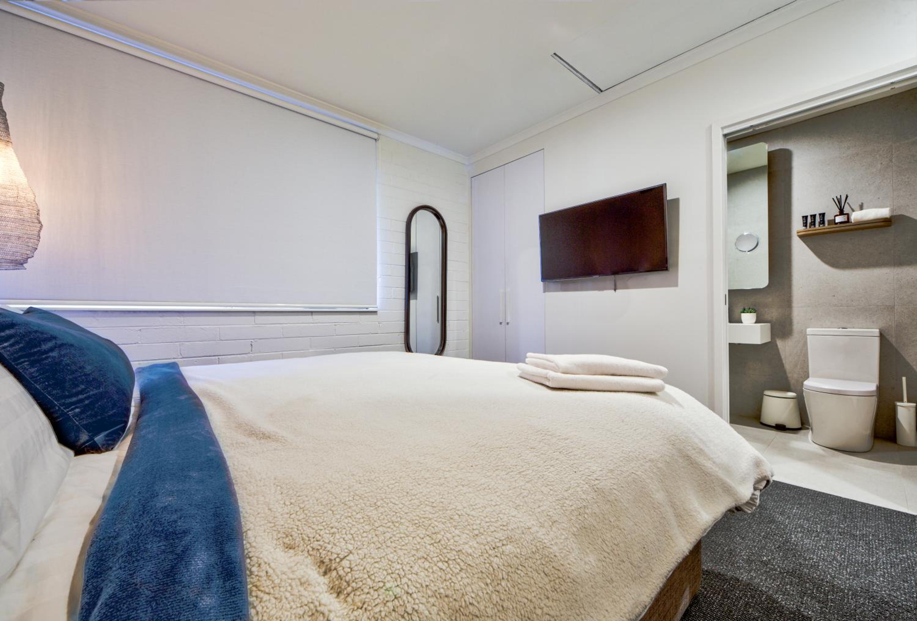 Snow Ski Apartments Penthouse 33