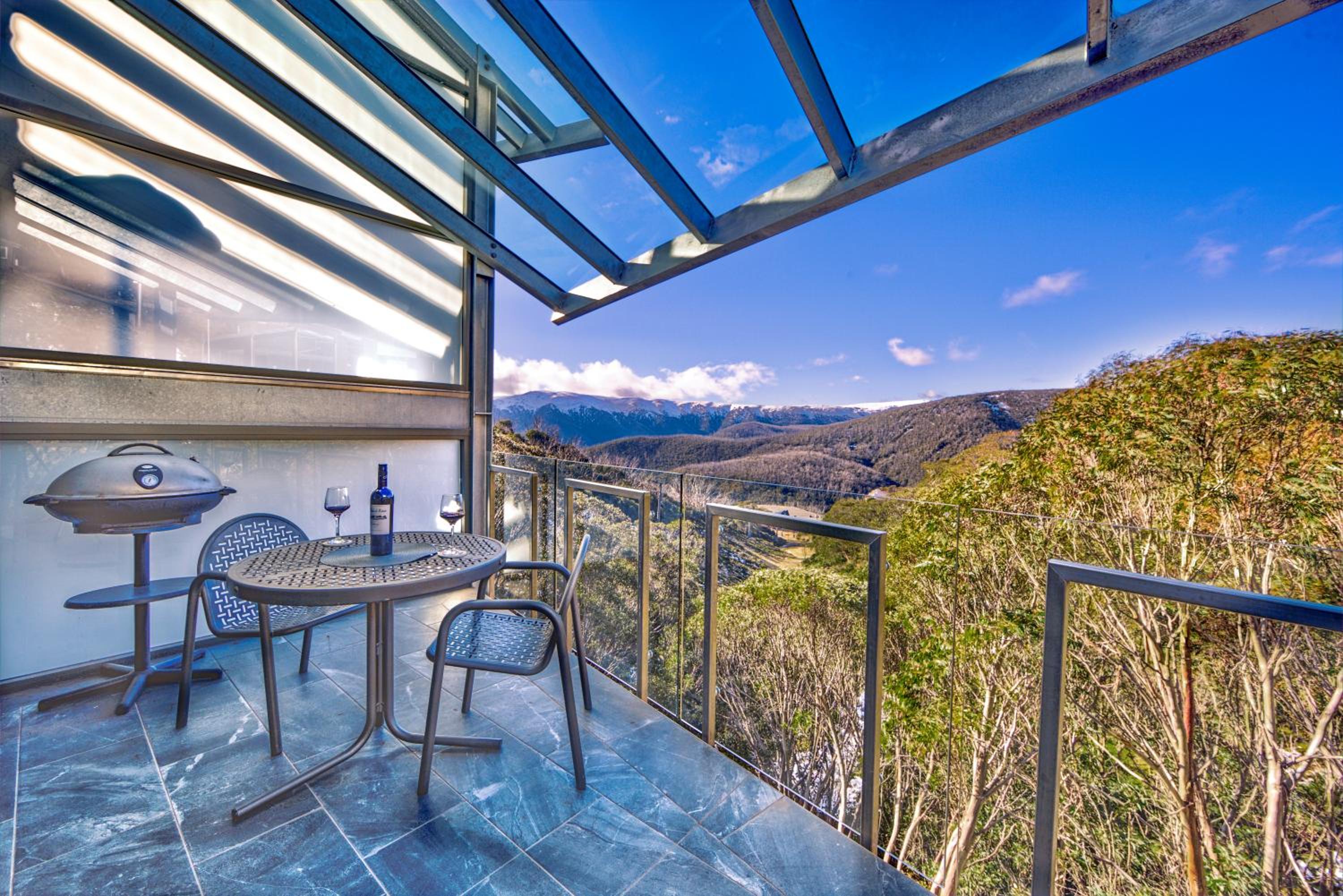 Snow Ski Apartments Penthouse 33