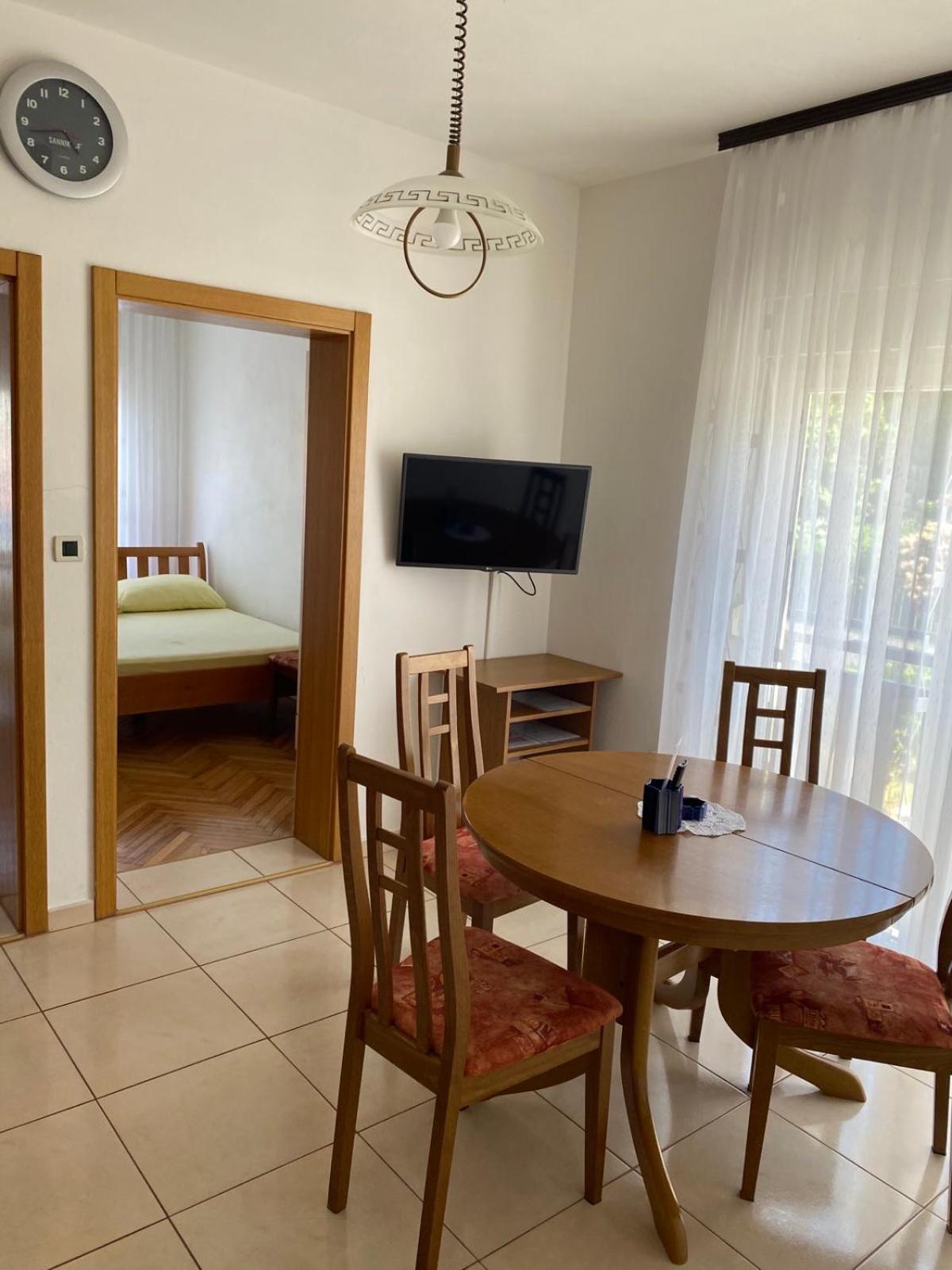 Apartments Bridic