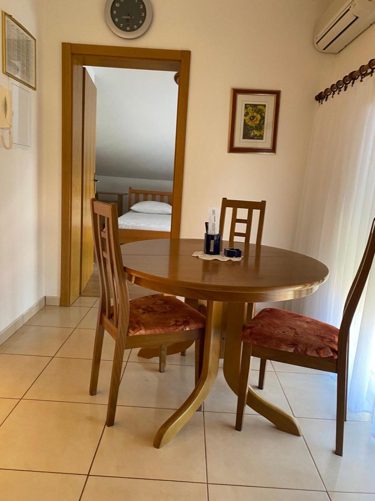 Apartments Bridic