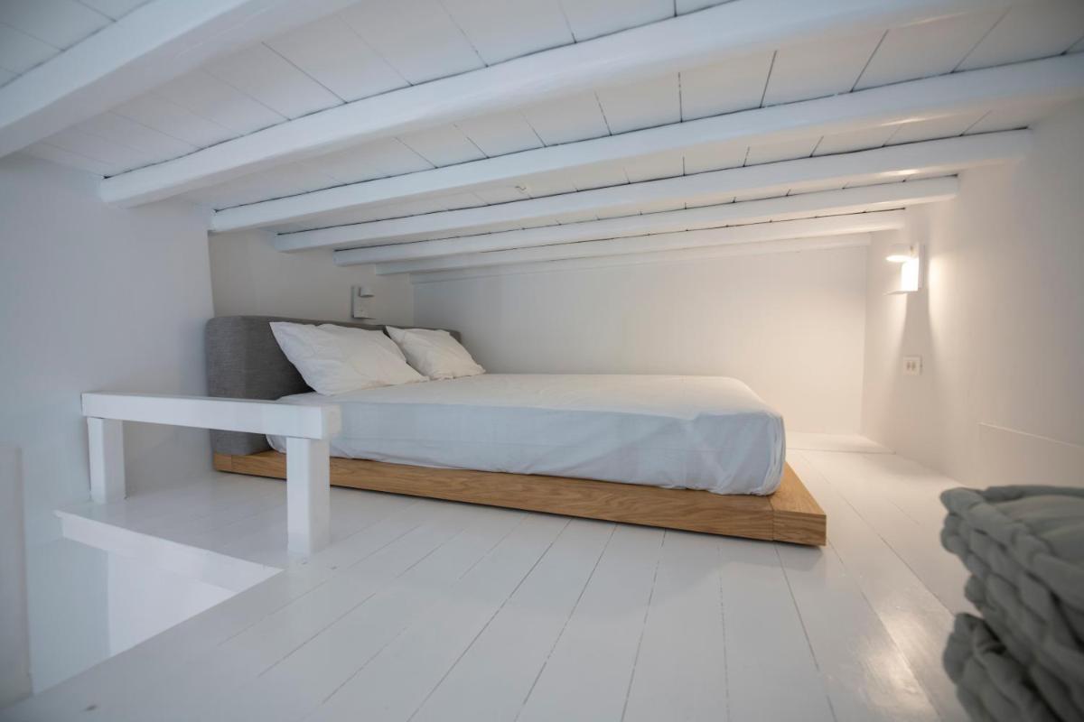 Avli Suites