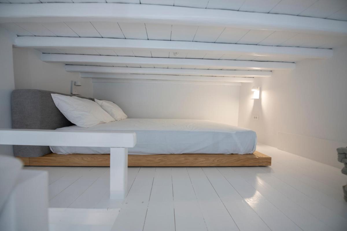 Avli Suites