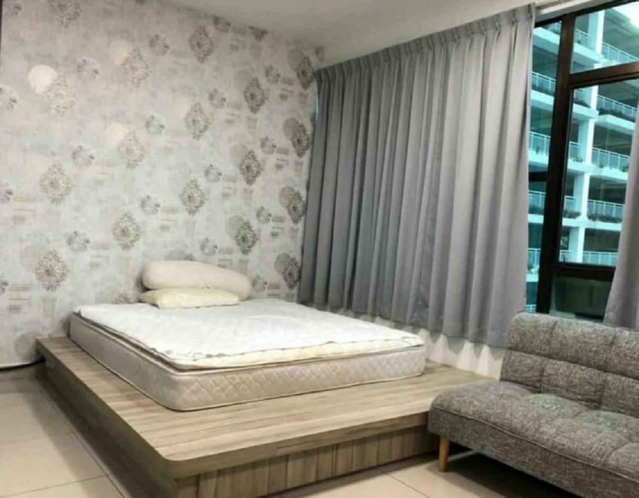 02-AUSTIN REGENCY HOMESTAY for 2pax Pool View