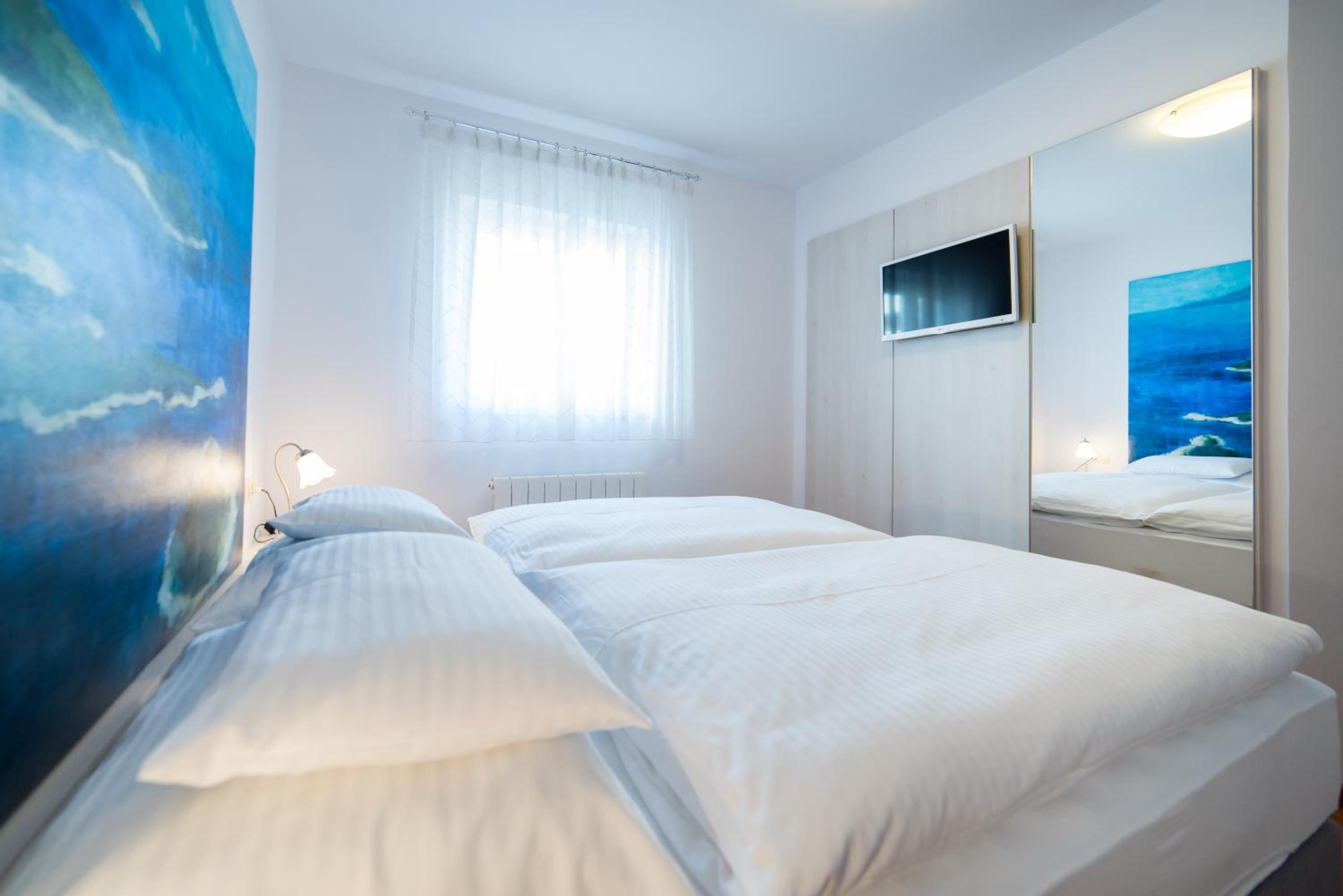 Rooms Raič