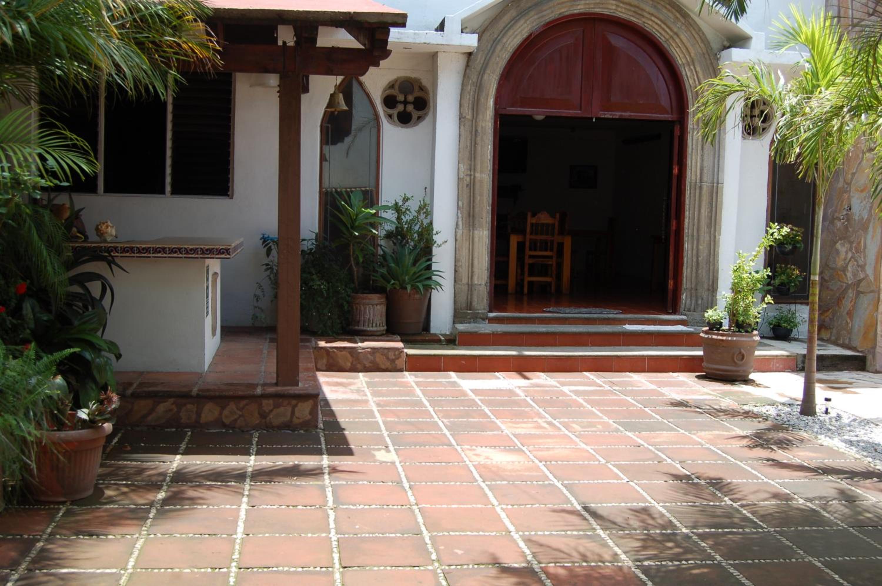 Photo 8