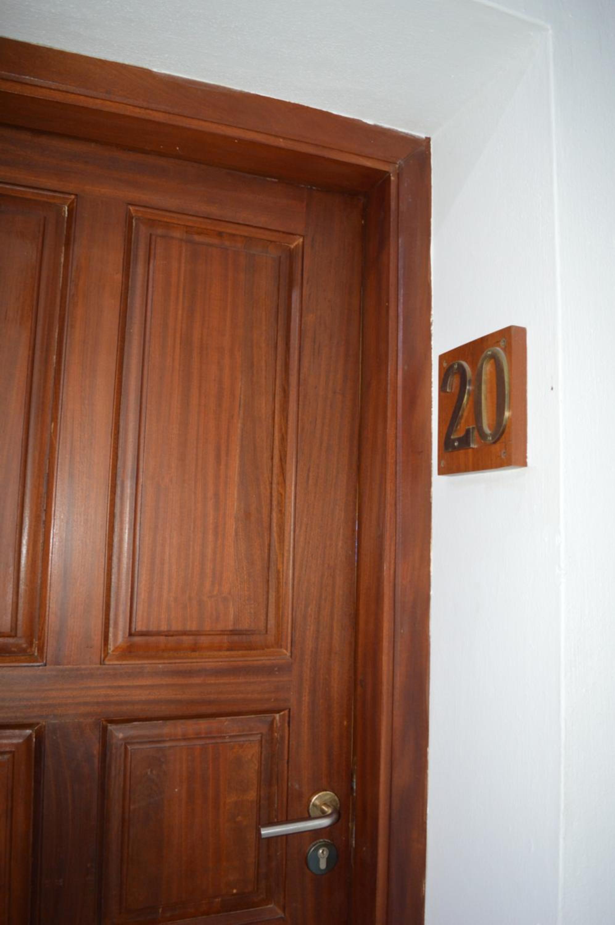Photo 51