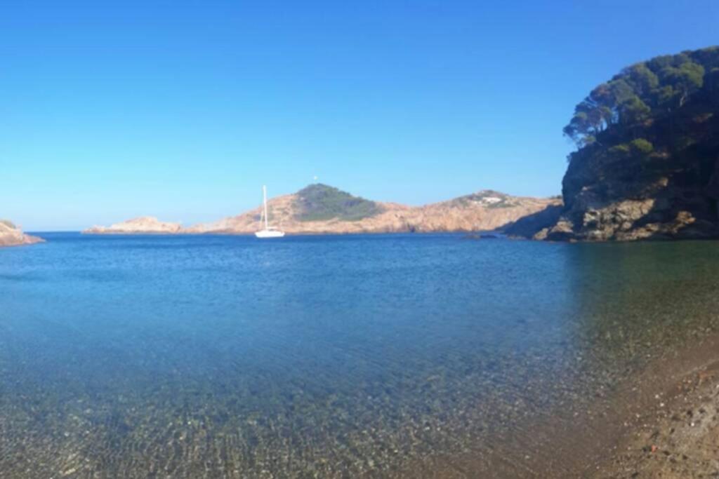 Apt CON VISTAS ALAS ISLAS MEDAS