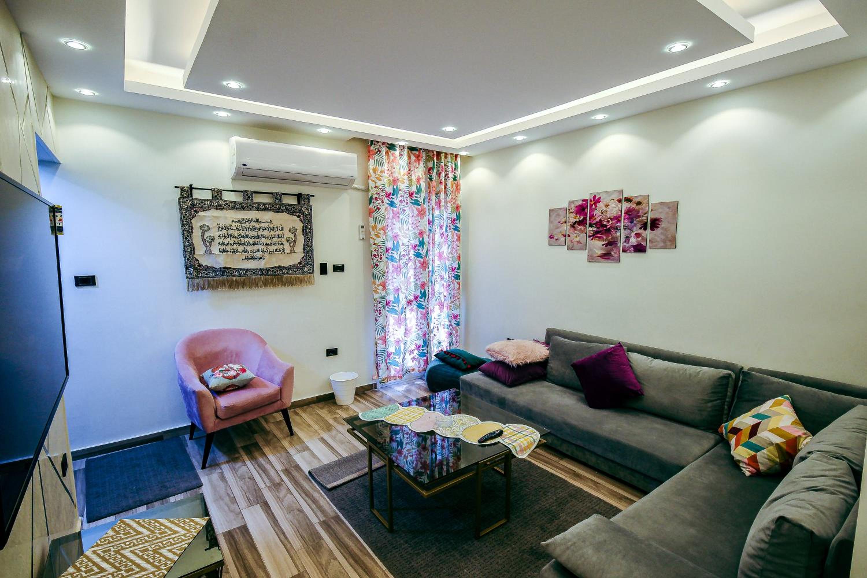 Comtemporary Apartment in Cairo's City Centre
