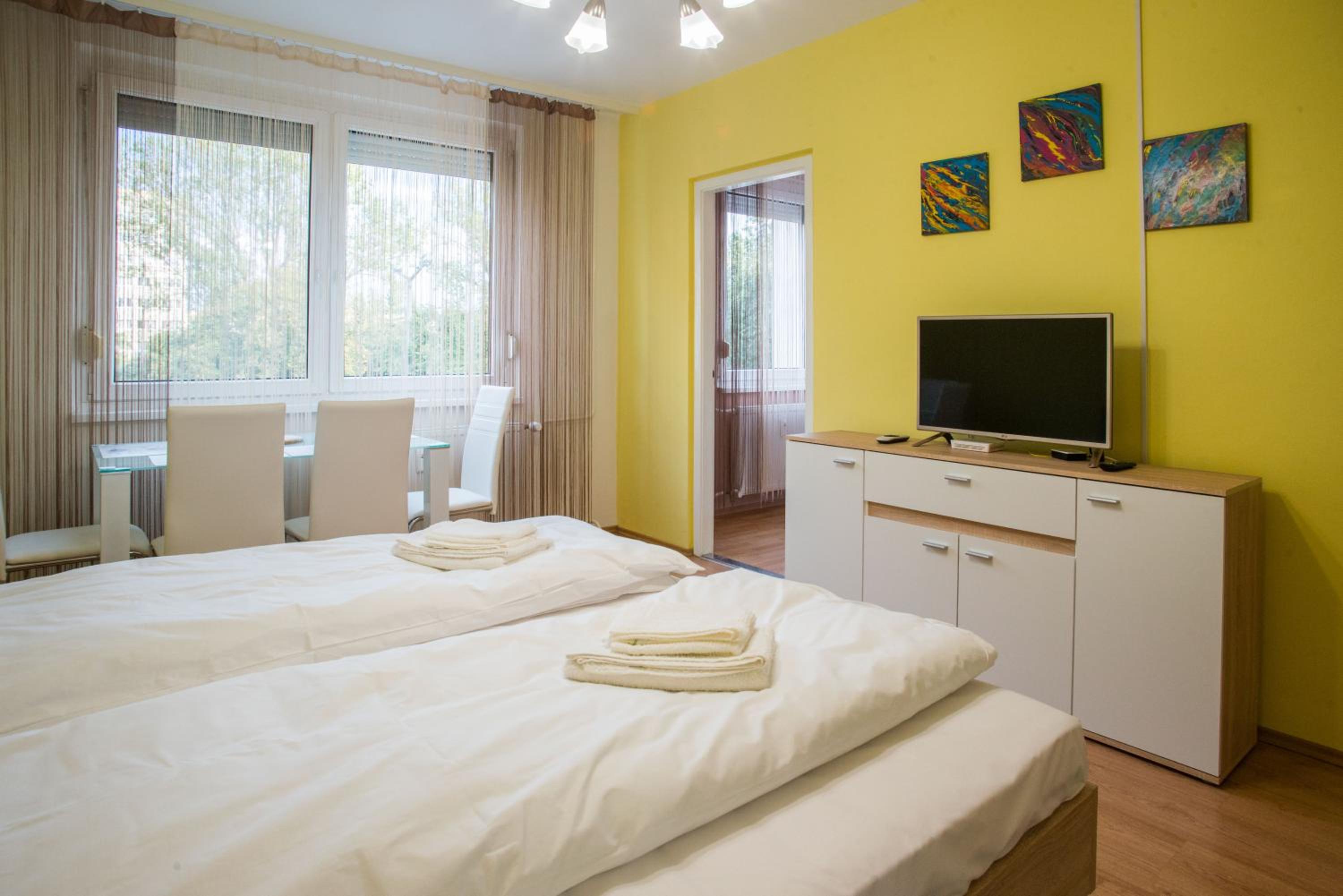 Otthon-Laksz apartman view 3