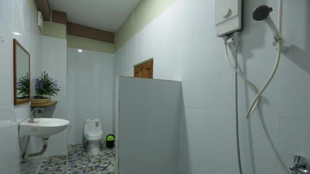 Fish Island Bungalows view 3