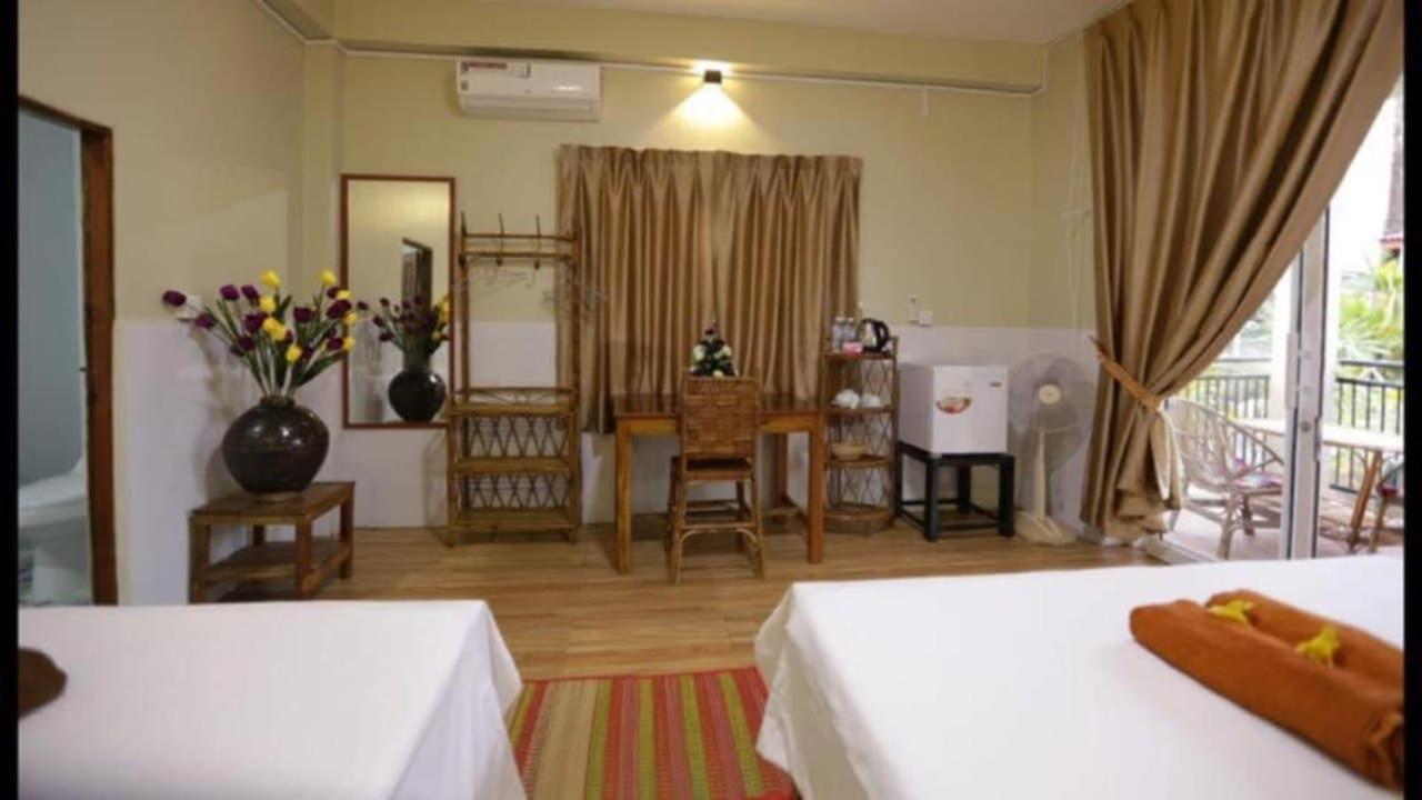 Fish Island Bungalows view 4