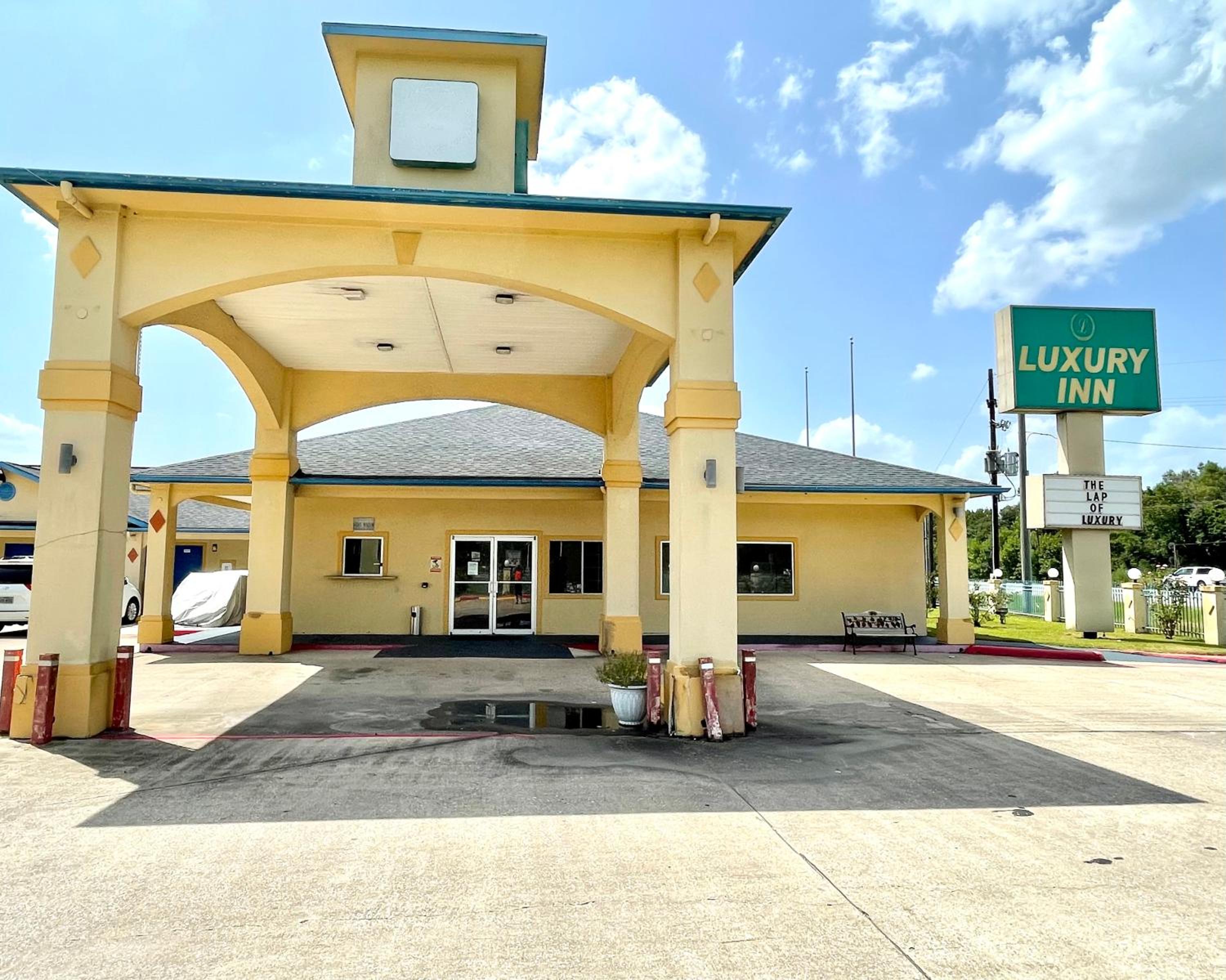 Luxury Inn Liberty