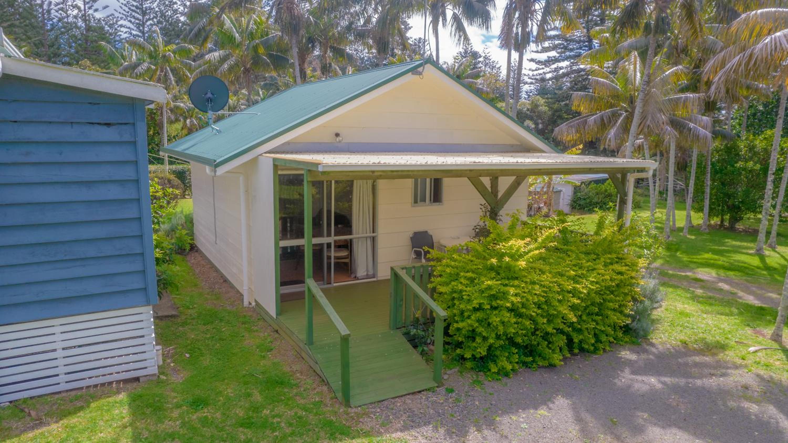 Anson Bay Lodge