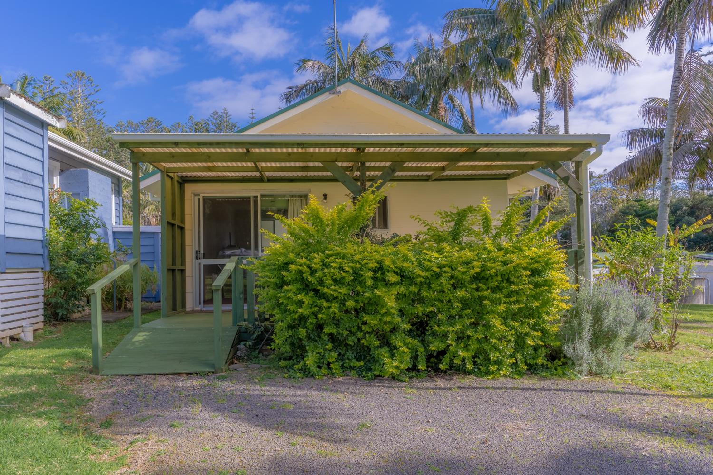 Anson Bay Lodge