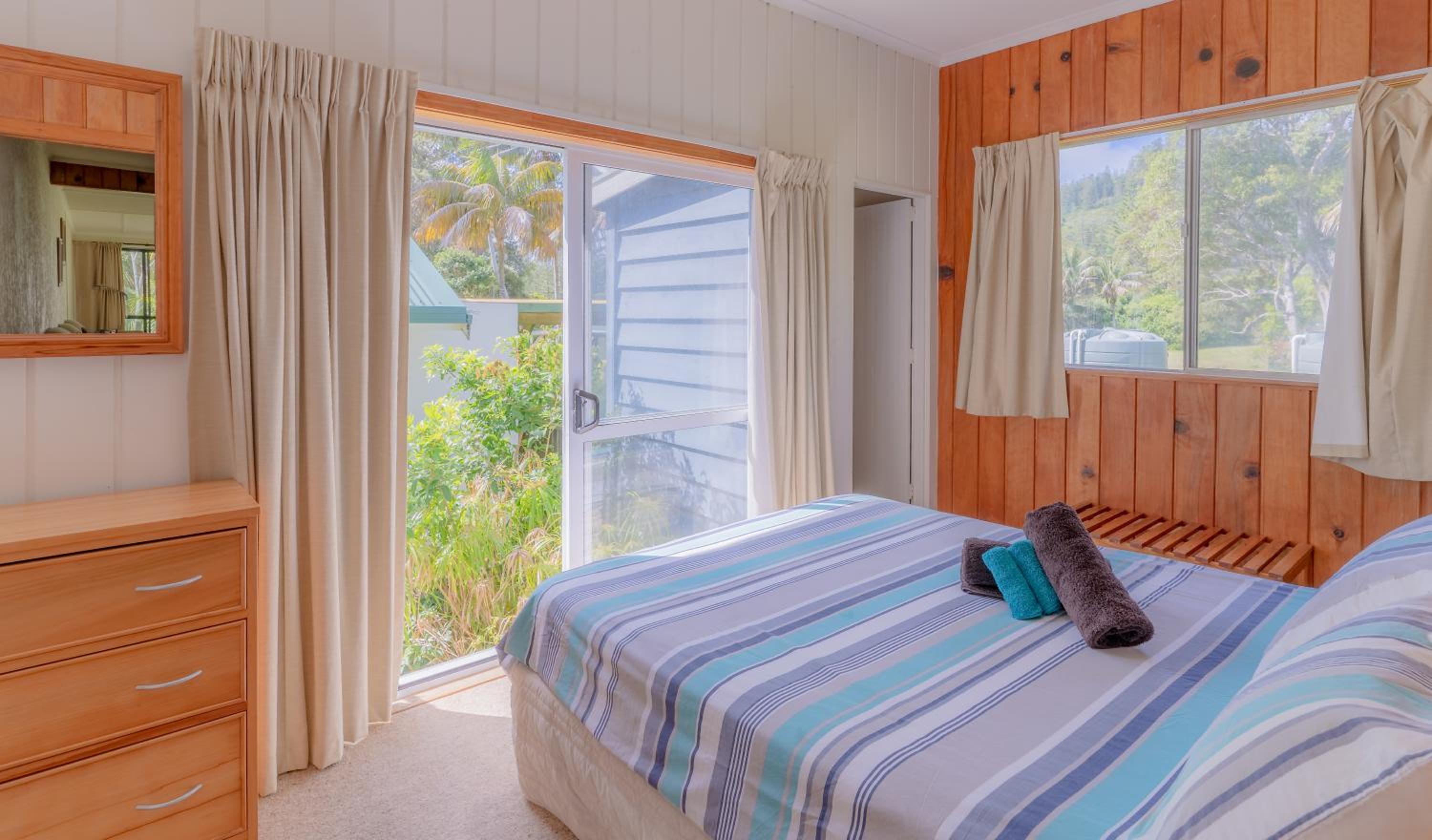 Anson Bay Lodge