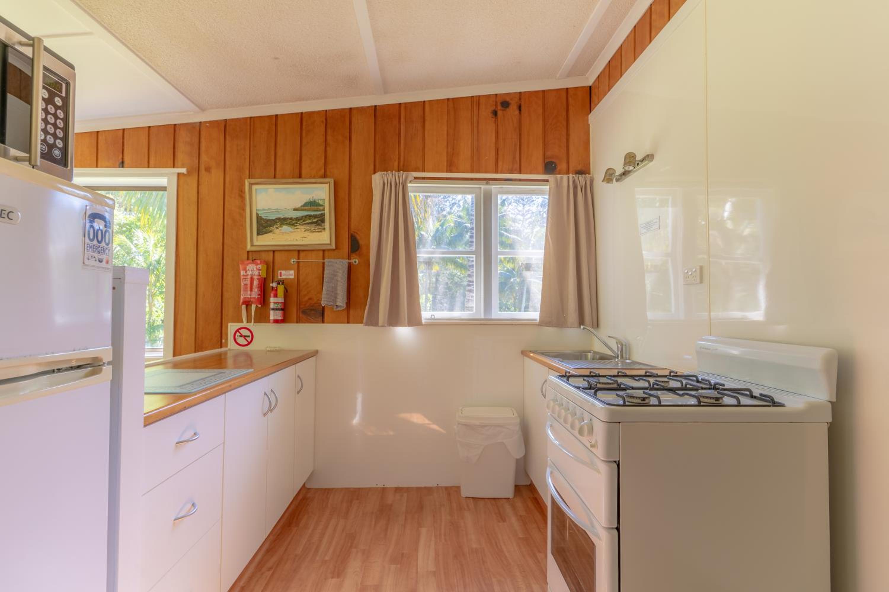 Anson Bay Lodge