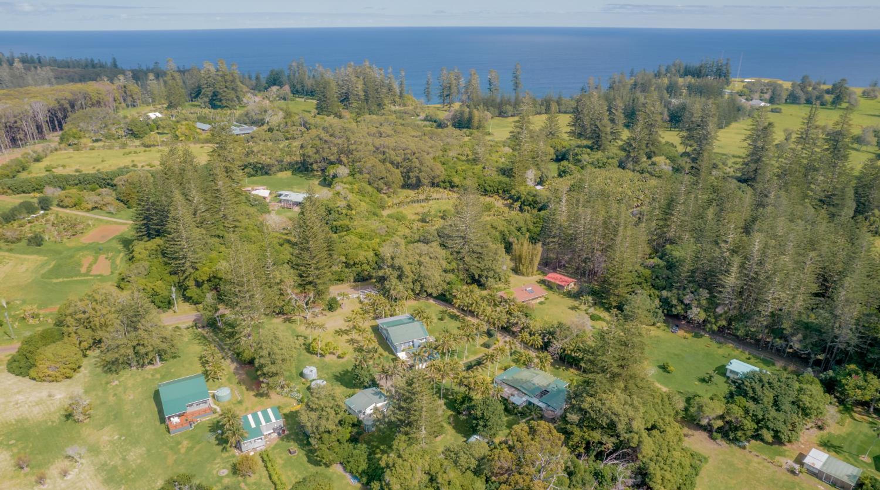 Anson Bay Lodge
