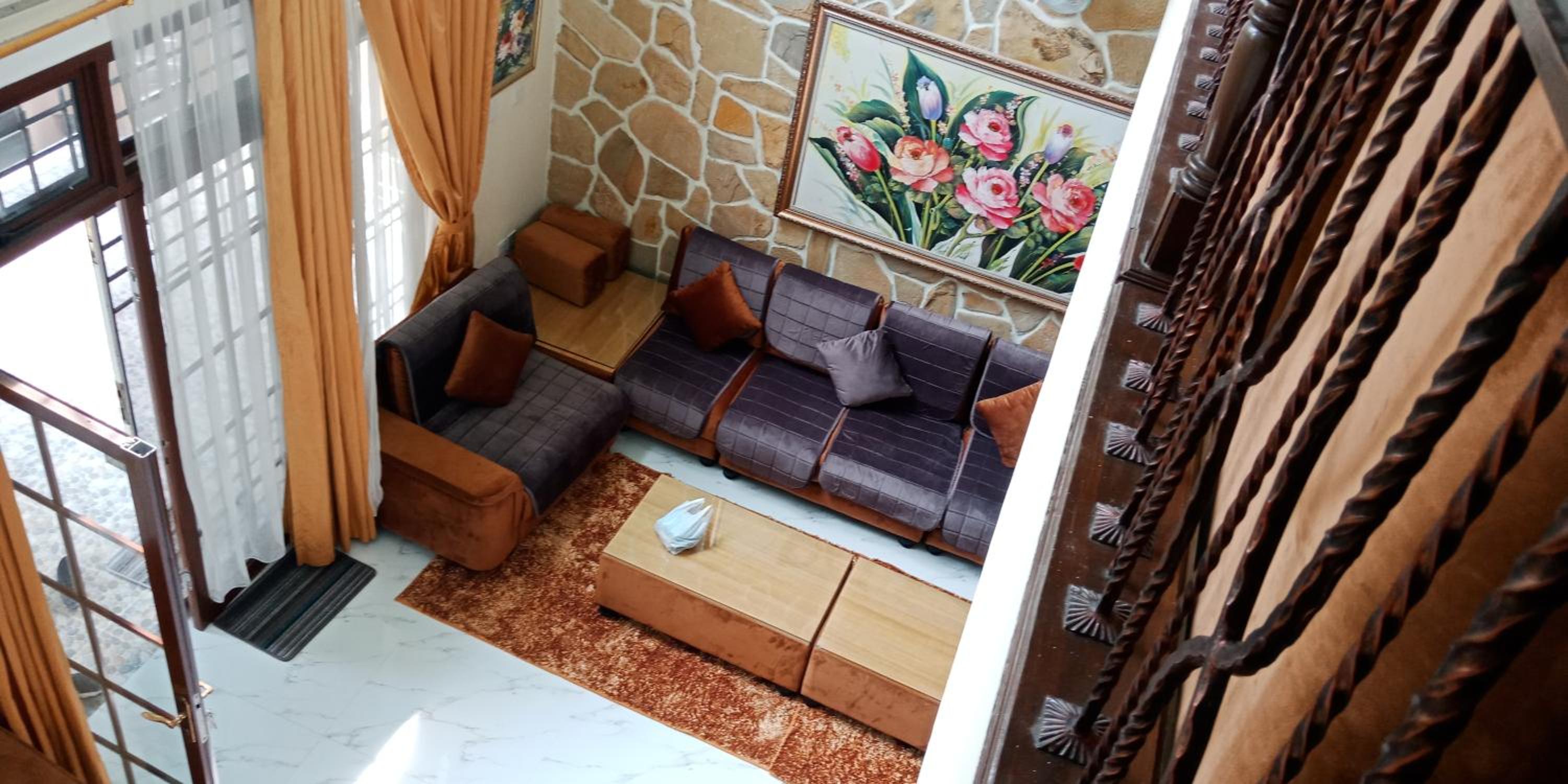 Villa Dalia Puncak Nb3-8 view 3