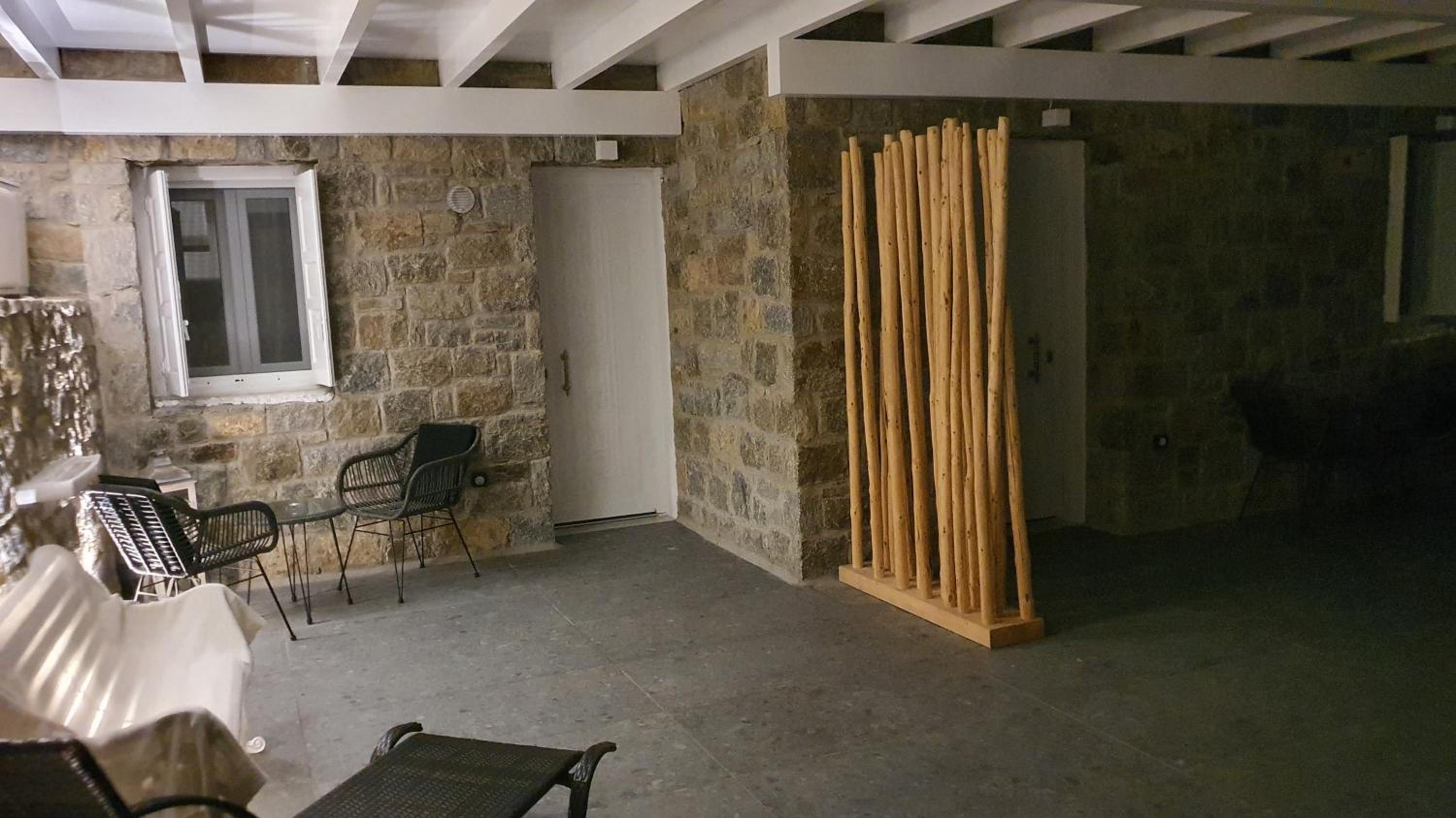 Photo 47