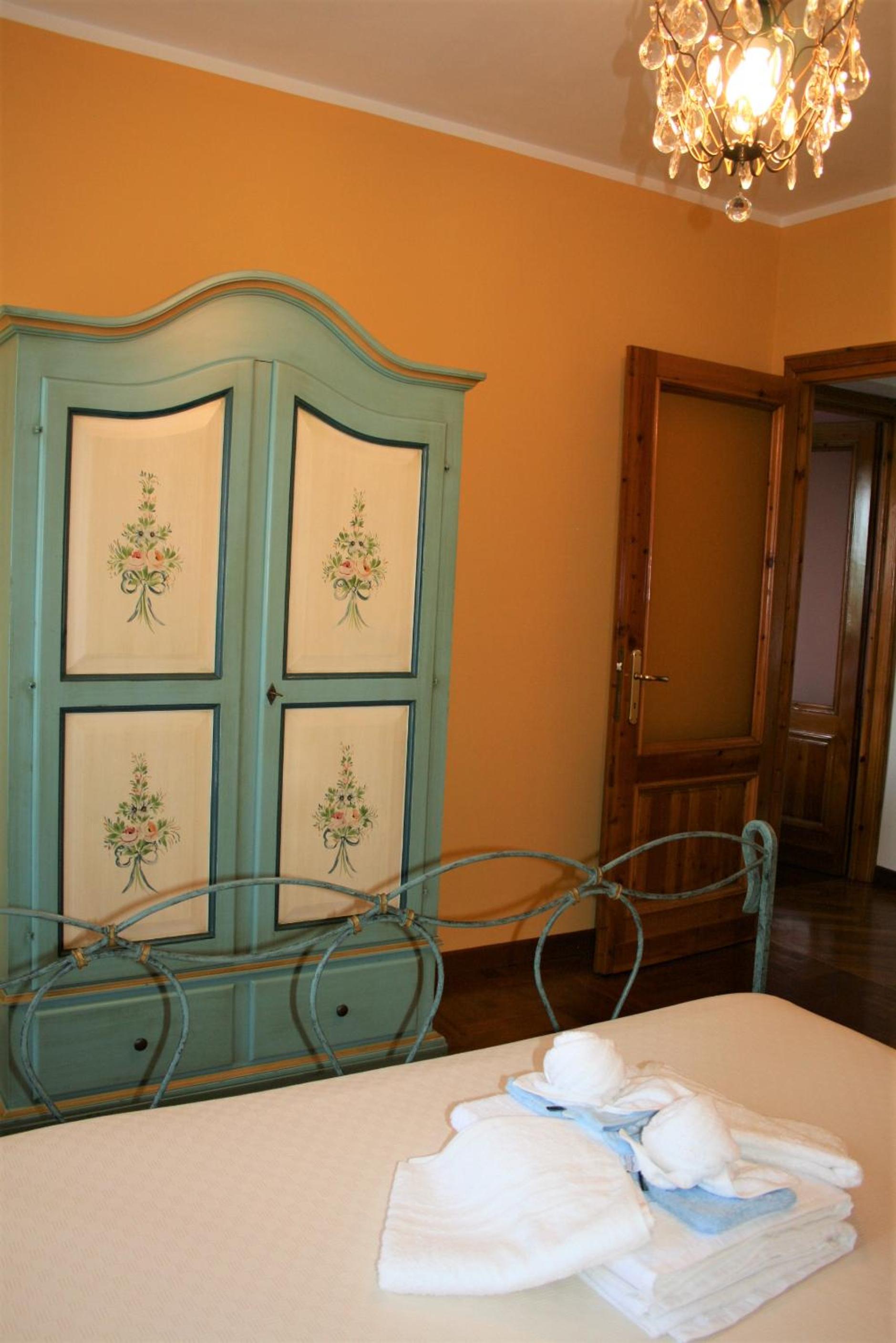 La Robinera en Magnano — hotel room