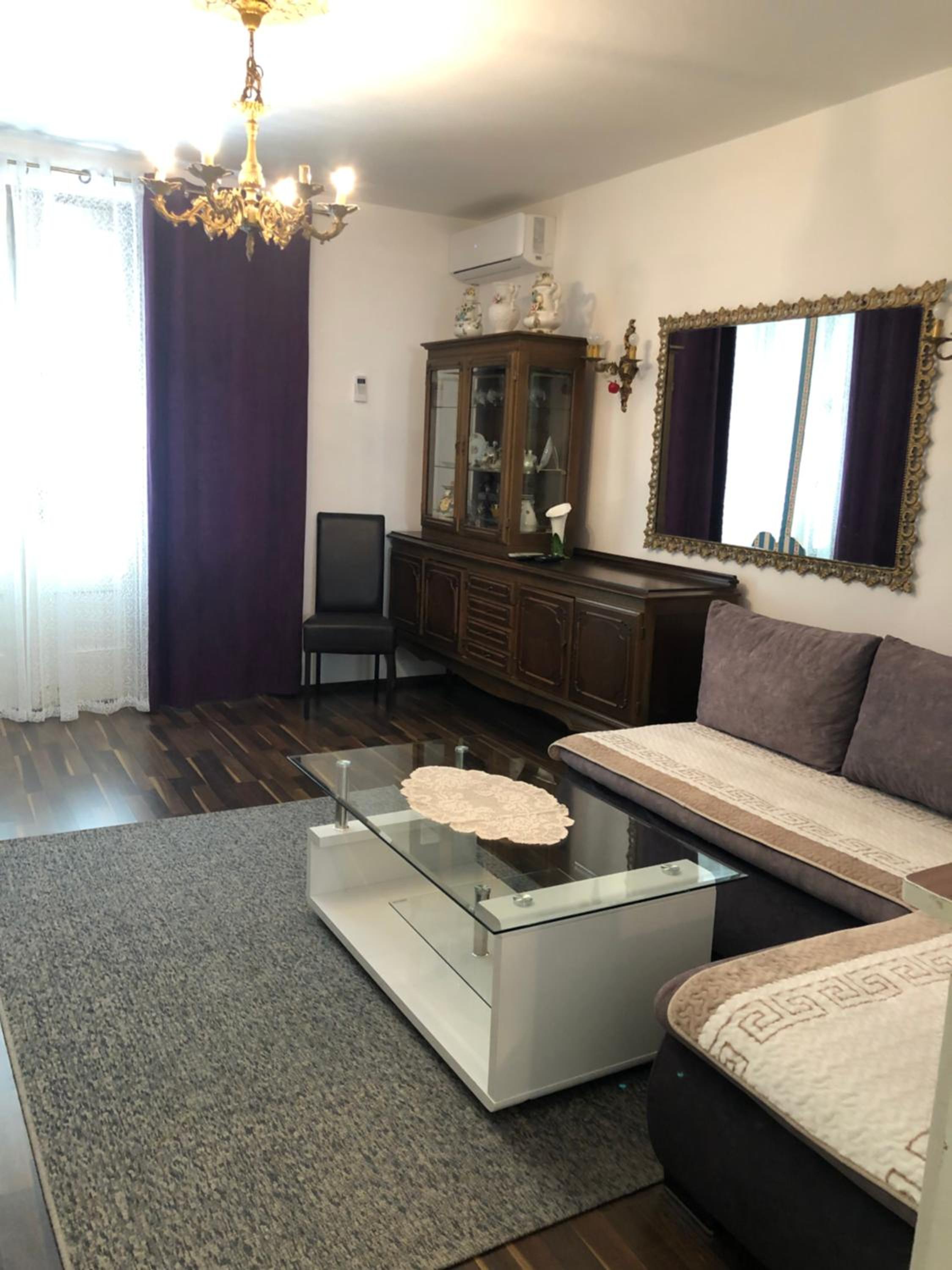 Apartment Piko