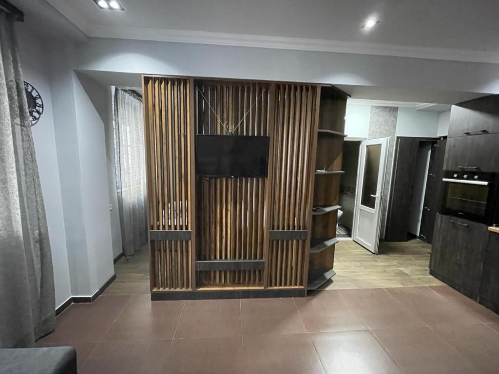 One Central Apartment