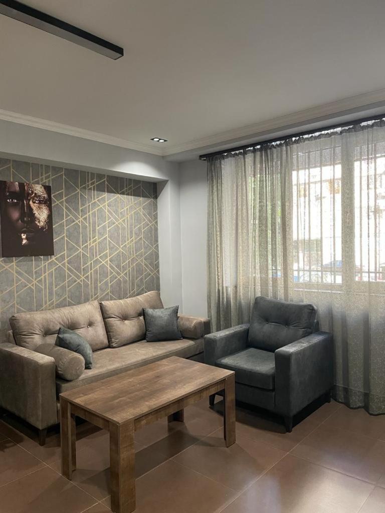 One Central Apartment
