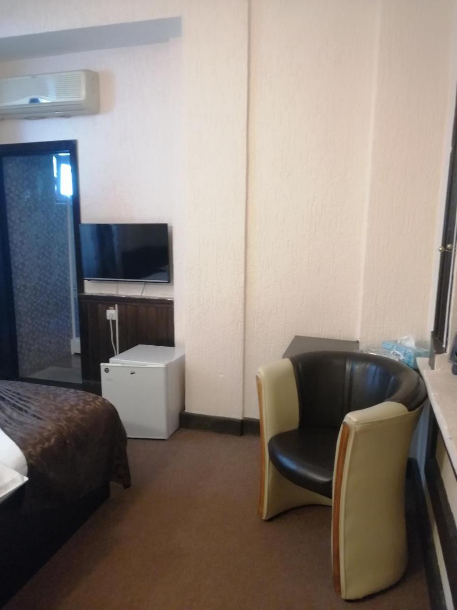 Photo 21