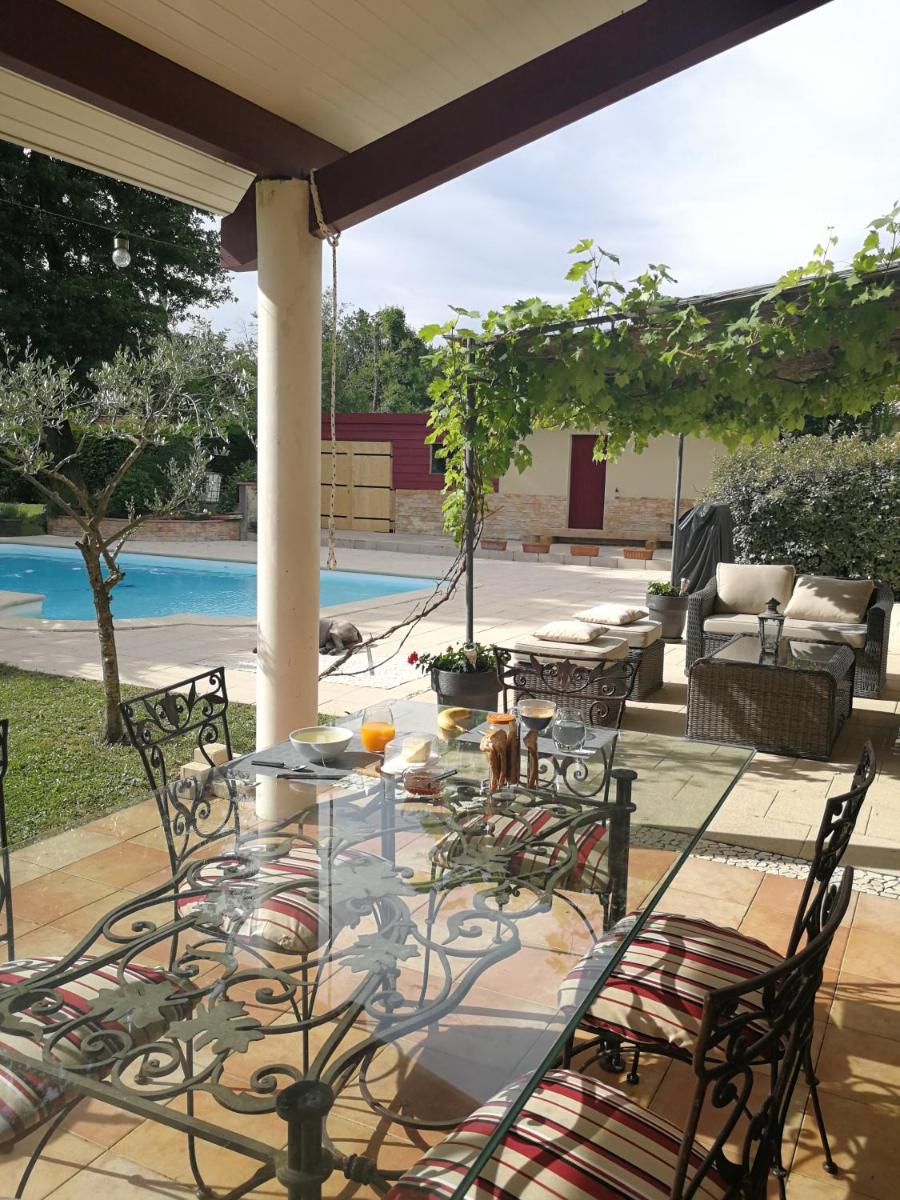 Au Doux Repos view 3