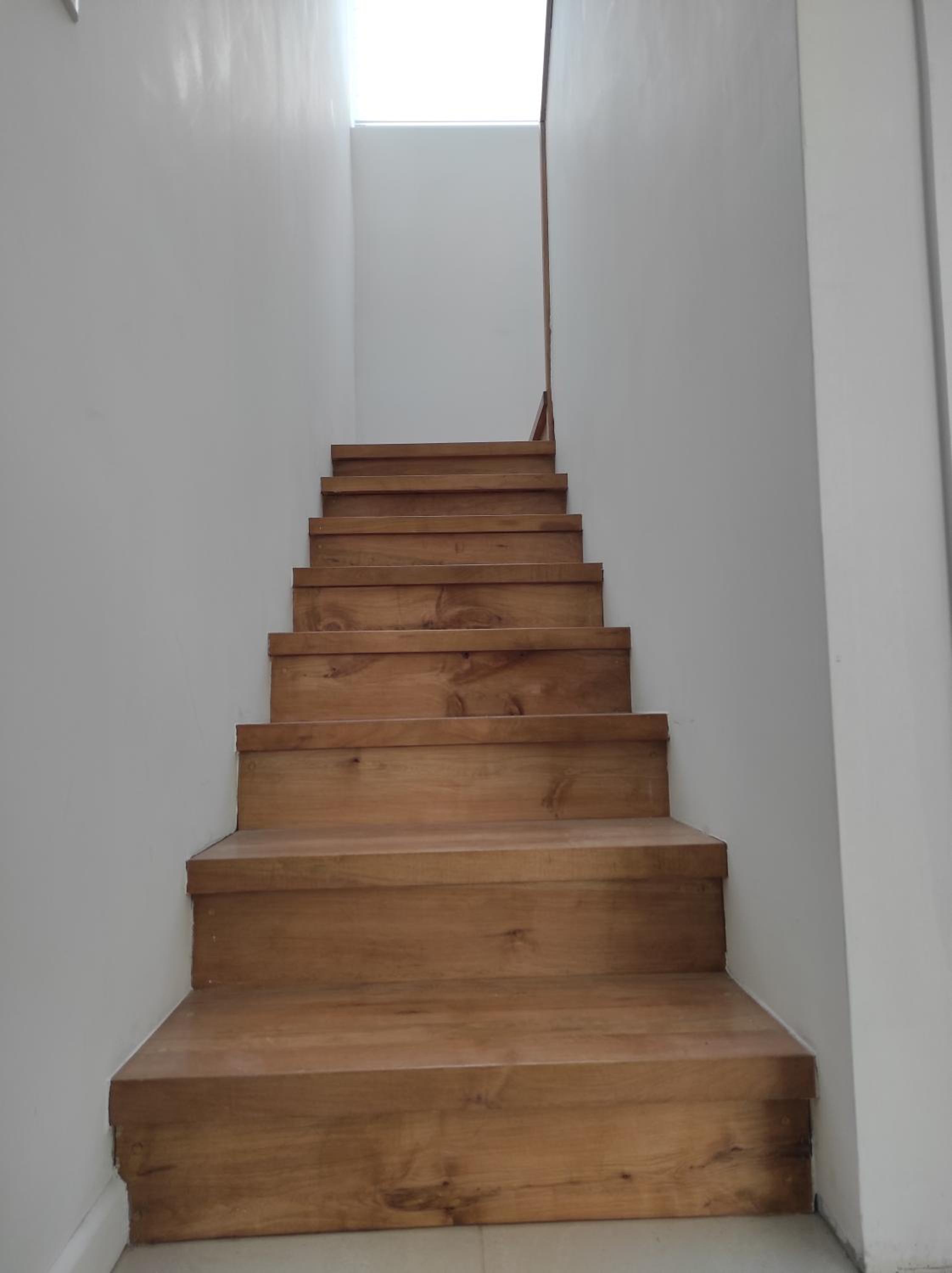 Casa nueva, excelente ubicación