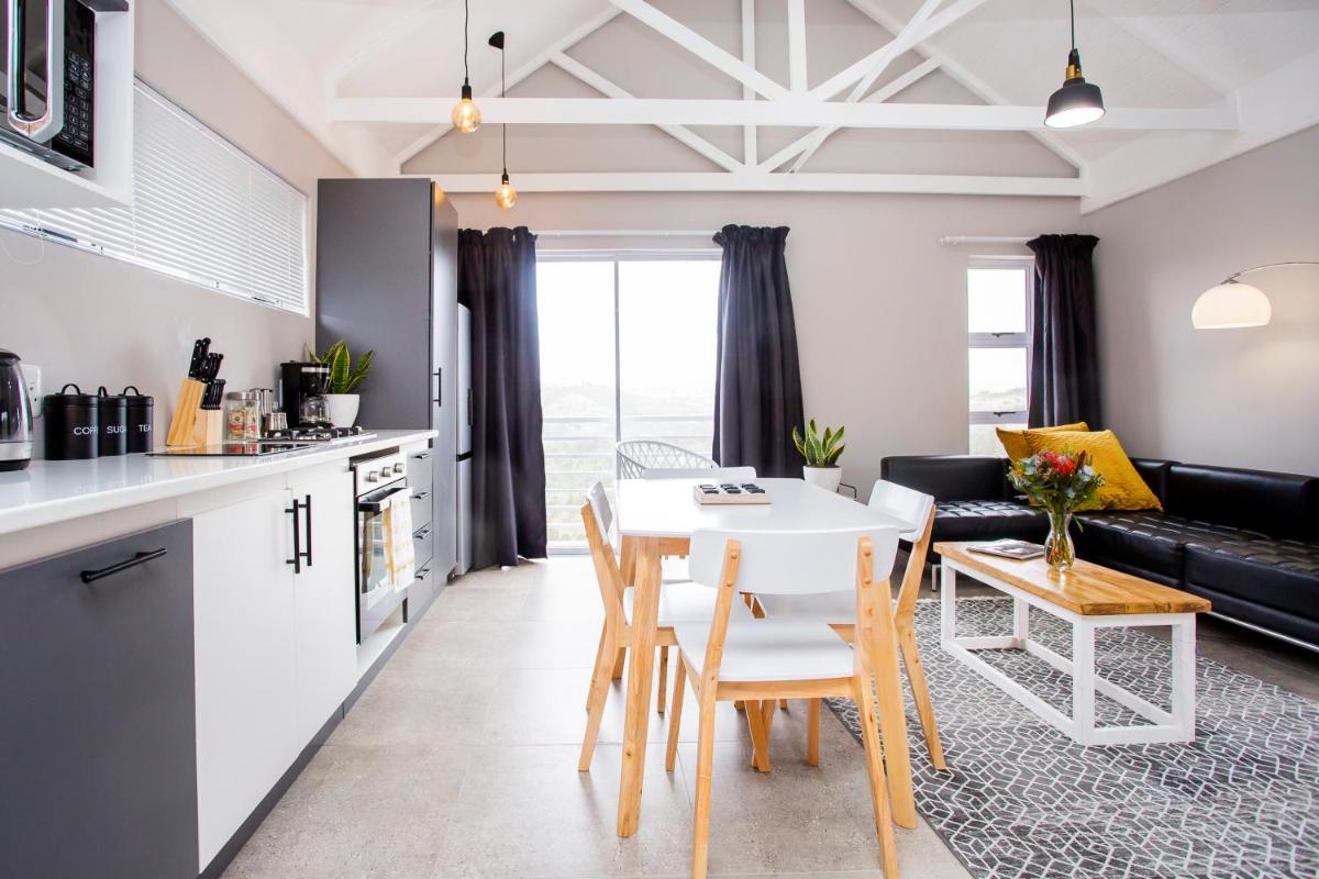 MATIPA-OMEMMA, East London, photo 2 of 105