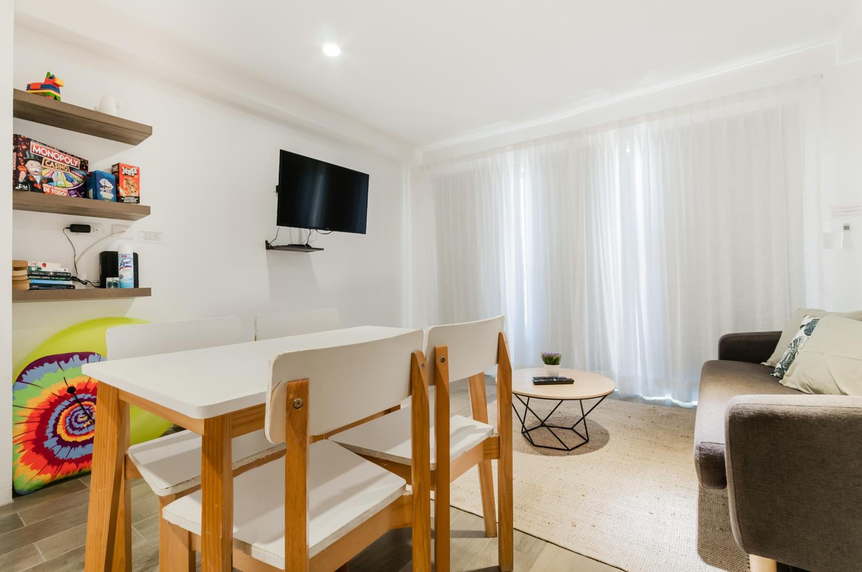 HotelZone L16 Beach Access
