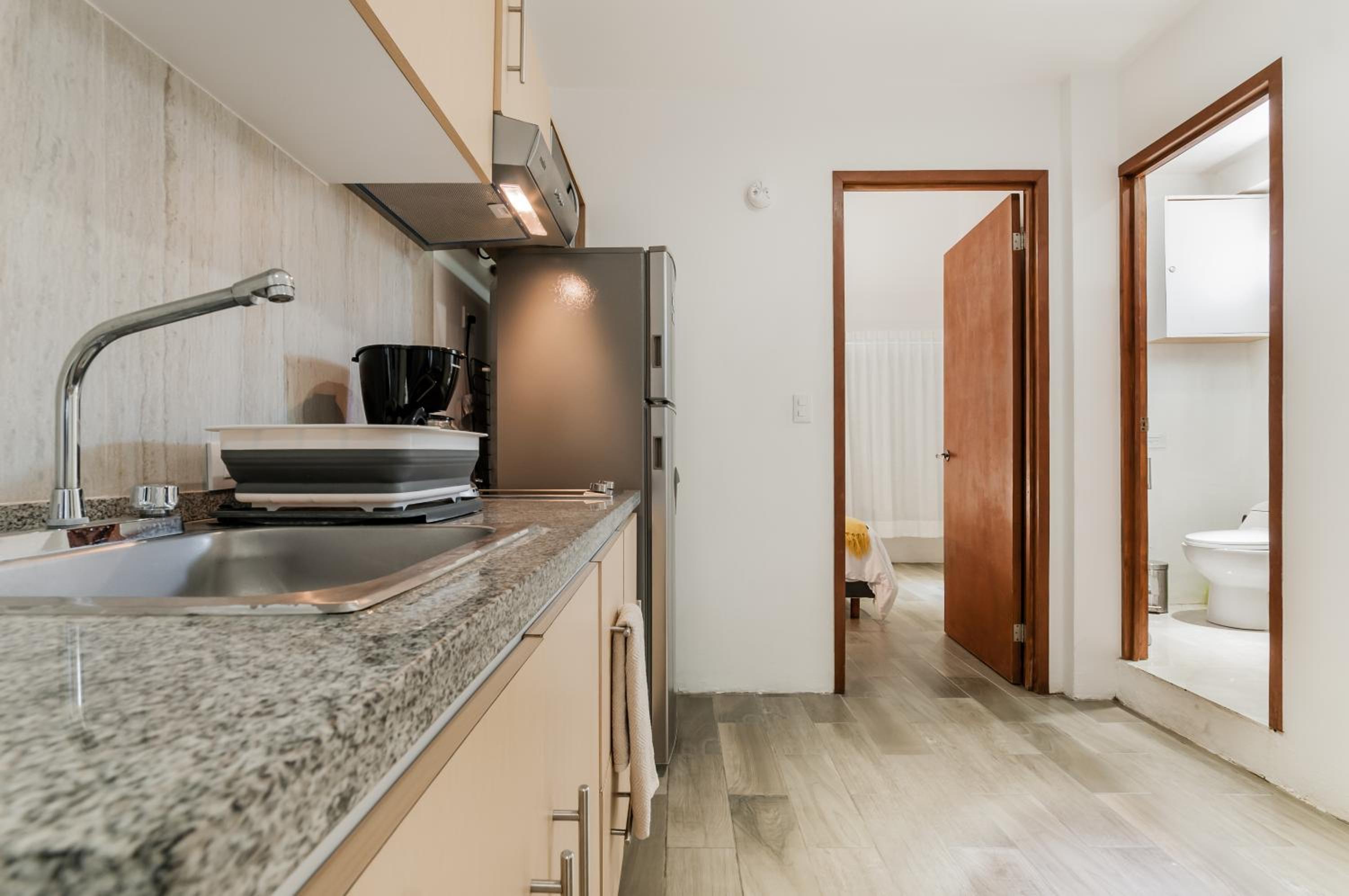 HotelZone L16 Beach Access