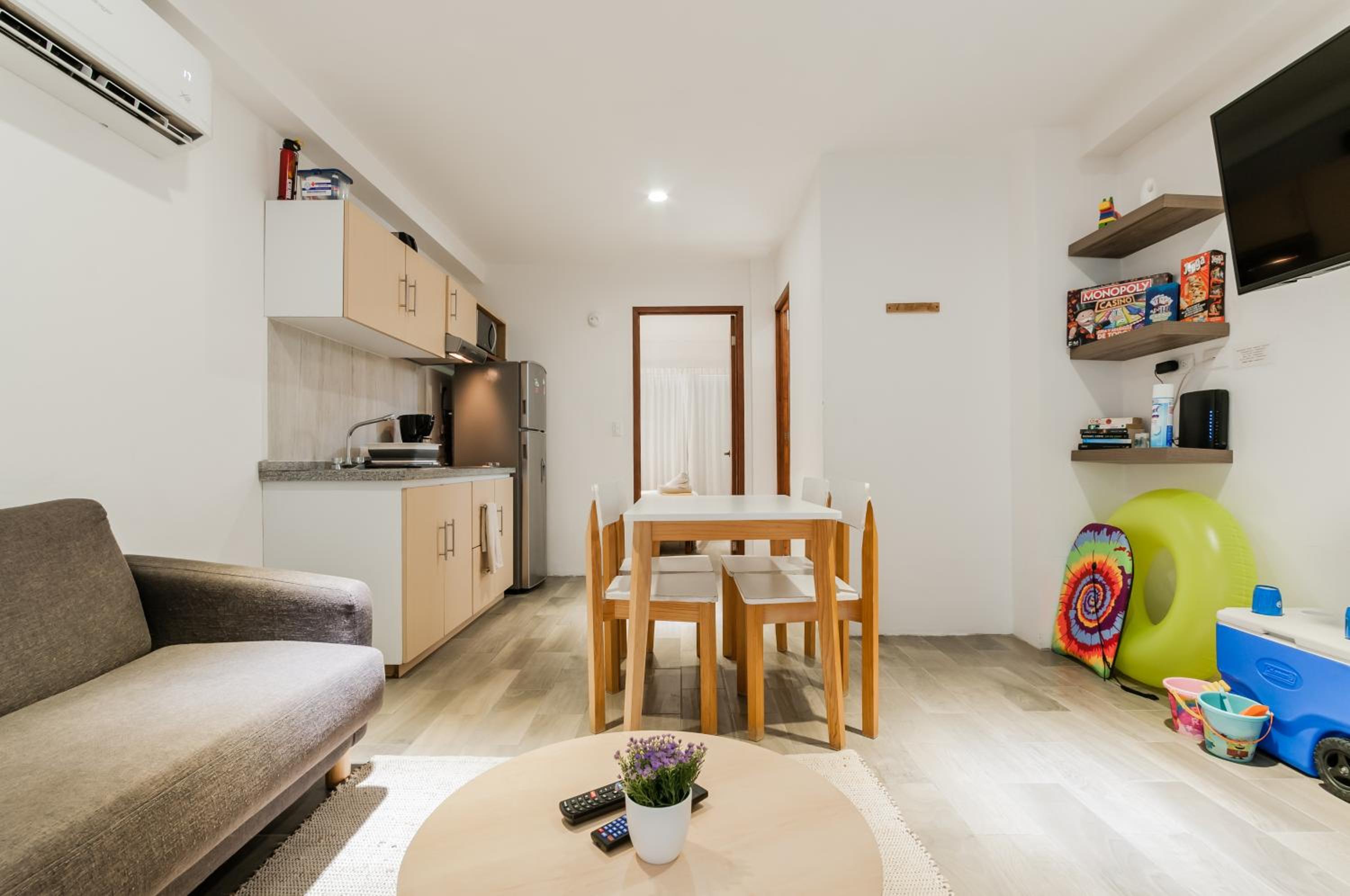 HotelZone L16 Beach Access
