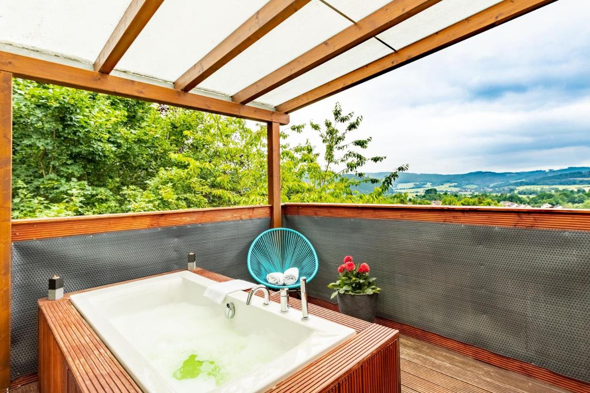 Jacuzzi