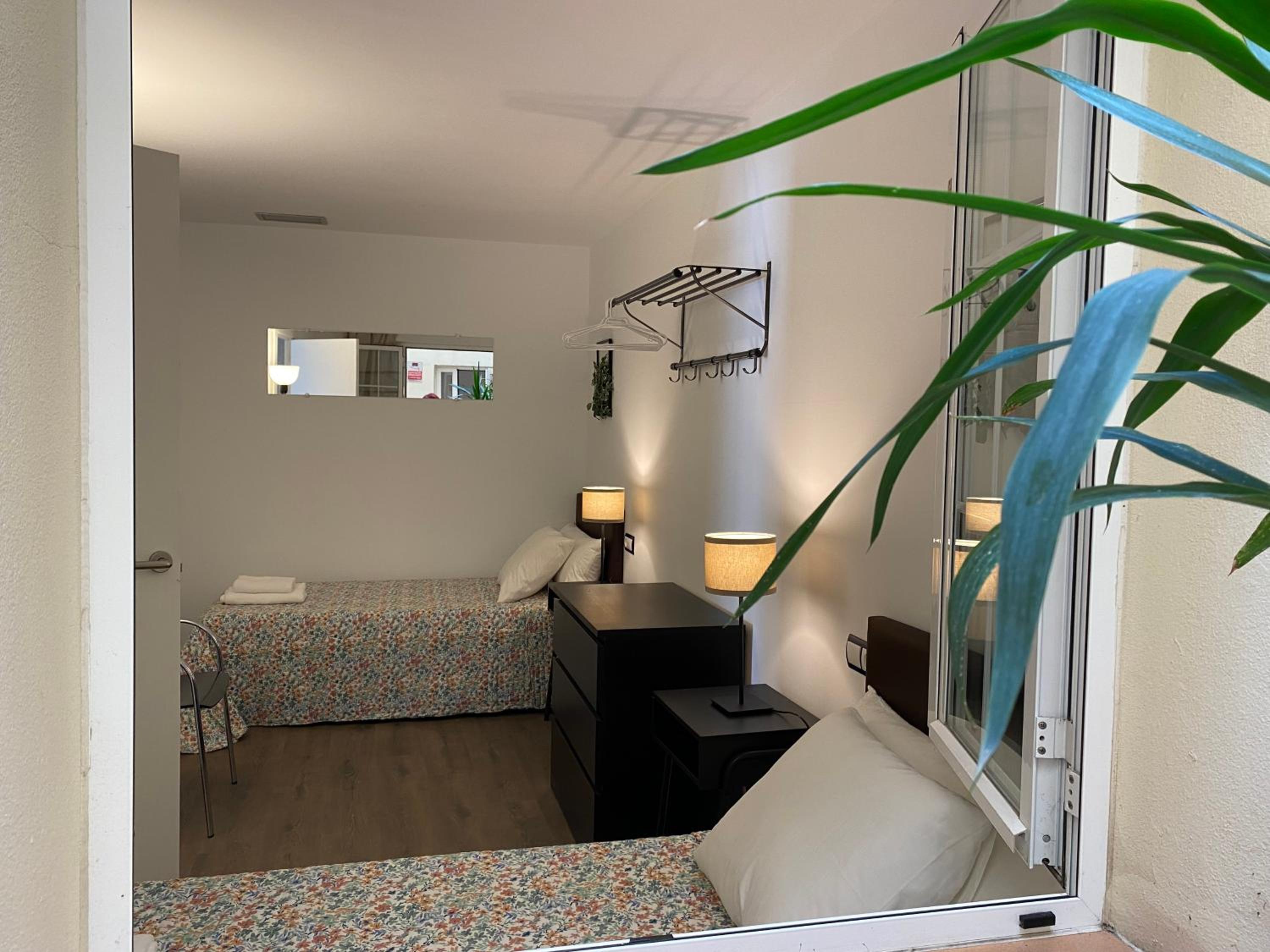 LC Apartamentos César Augusto