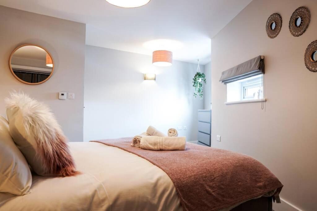 Beautiful 3 bedroom apartment by the Sea view 3