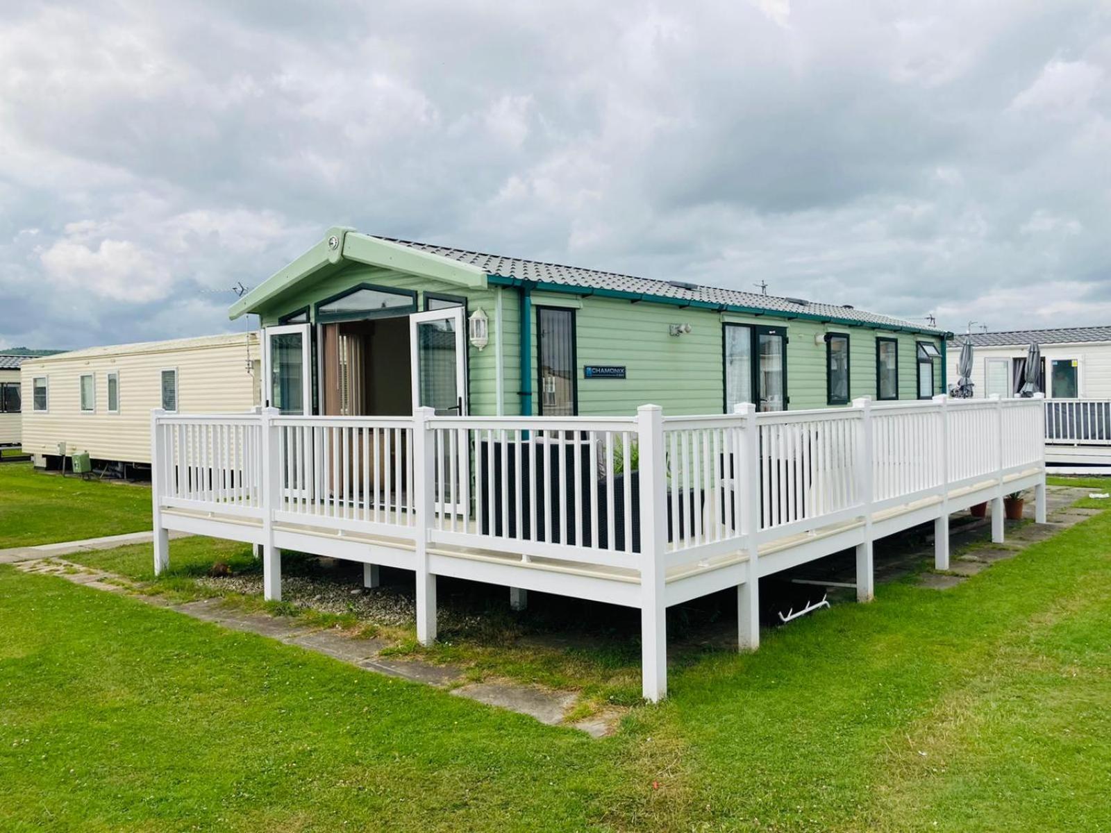 Caravan Retreats