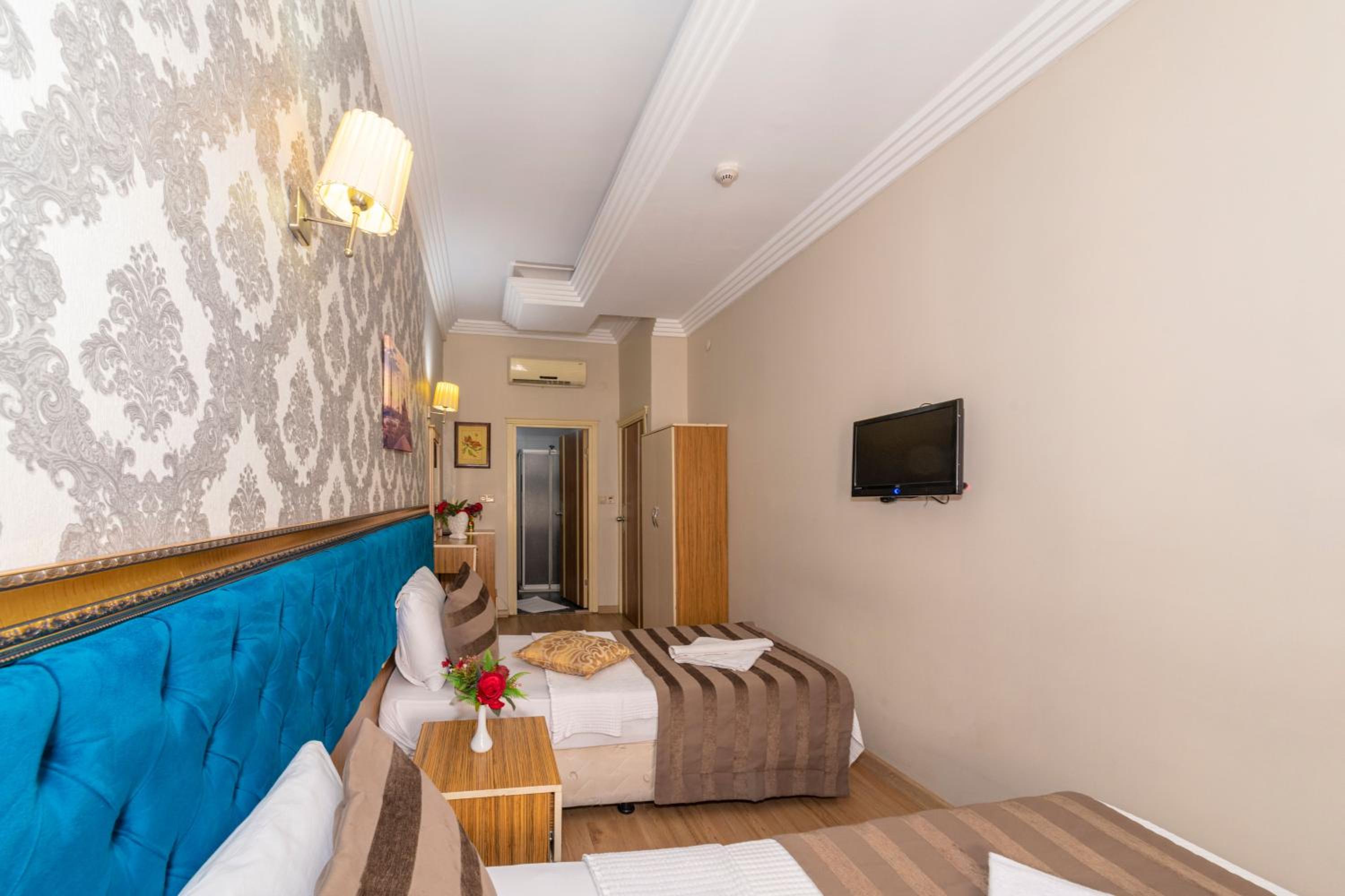 Ista Palace Hotel - Image 54