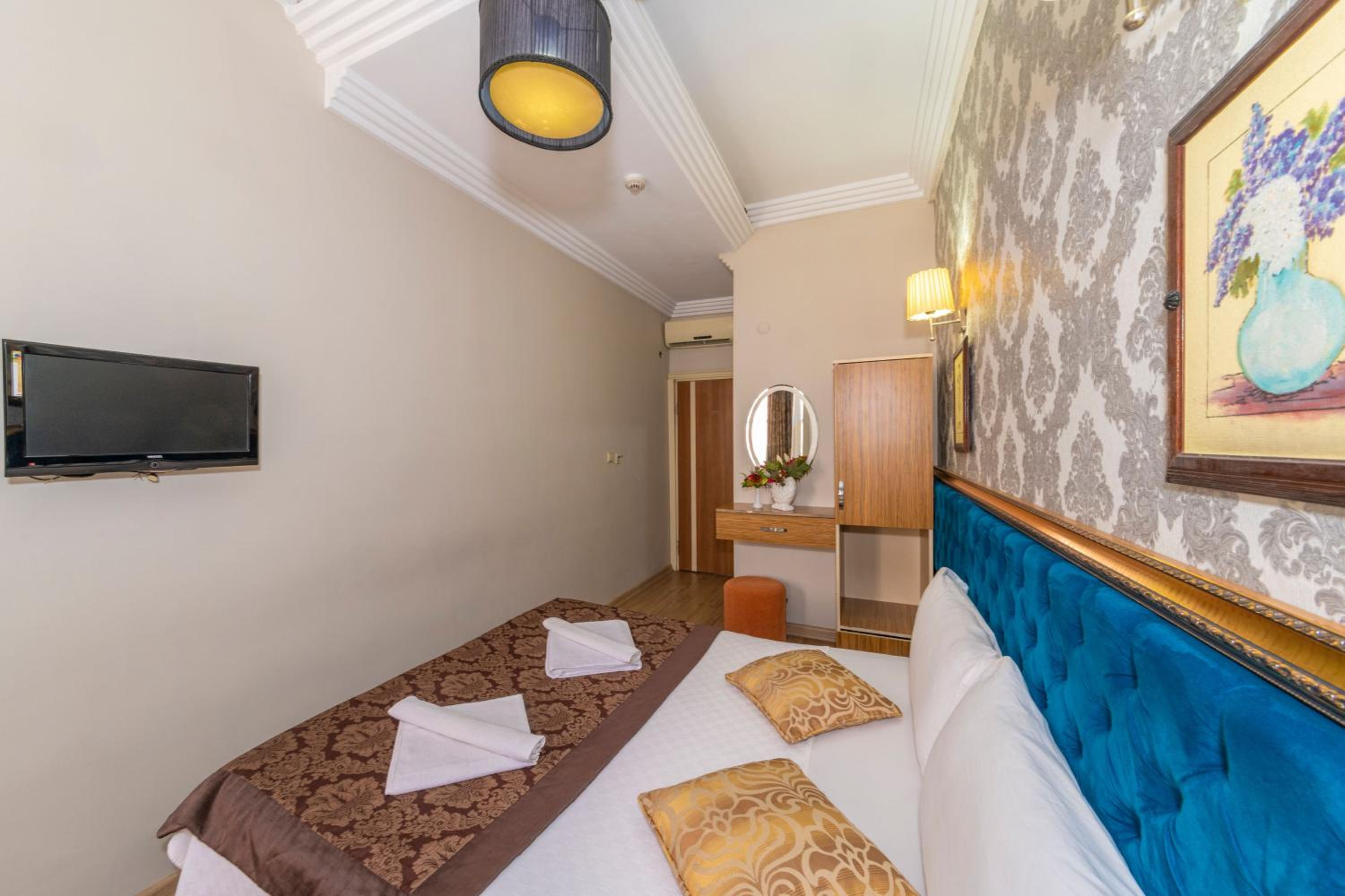 Ista Palace Hotel - Image 52