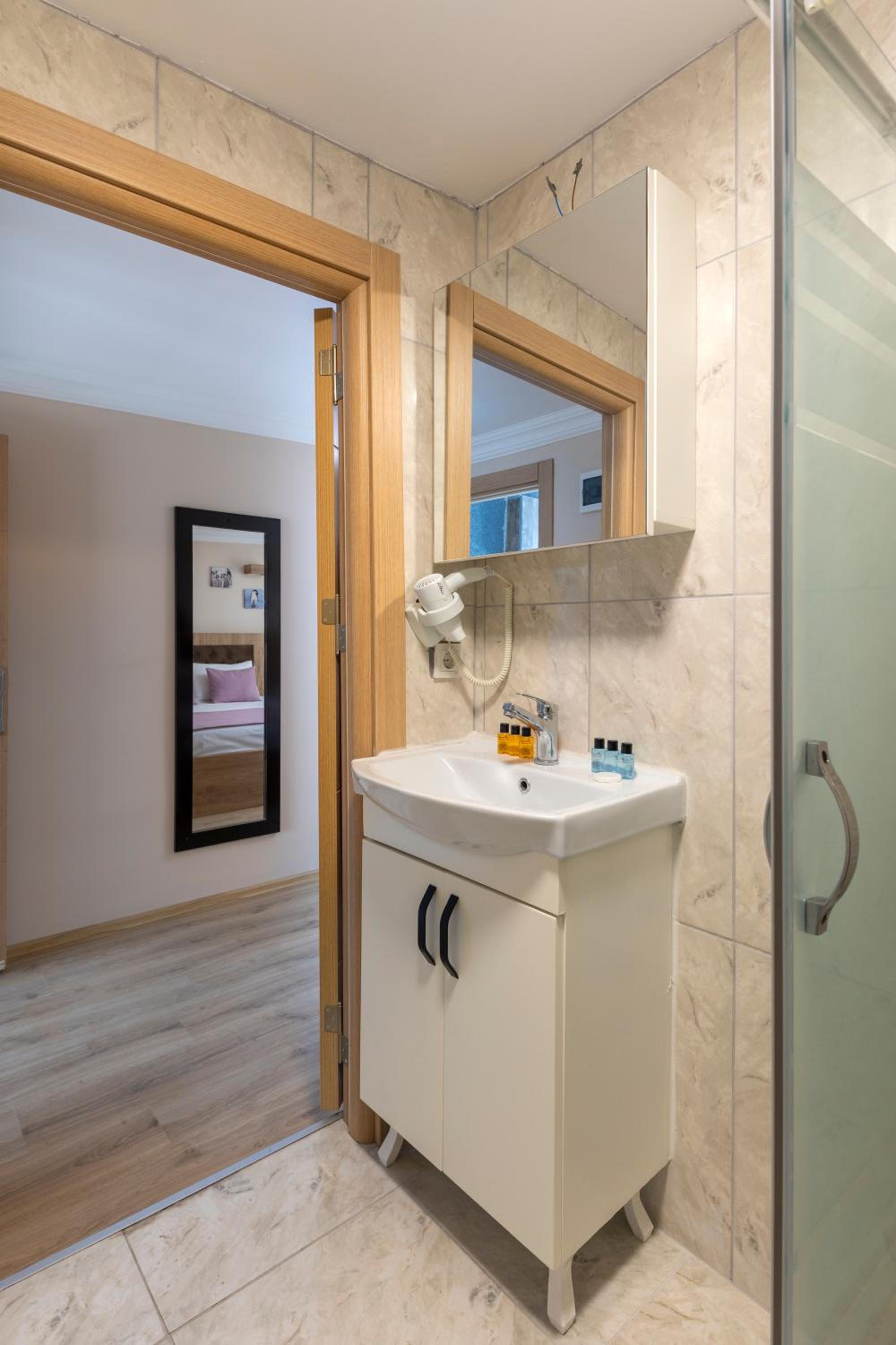 Grey House Apartments & Suites Istanbul