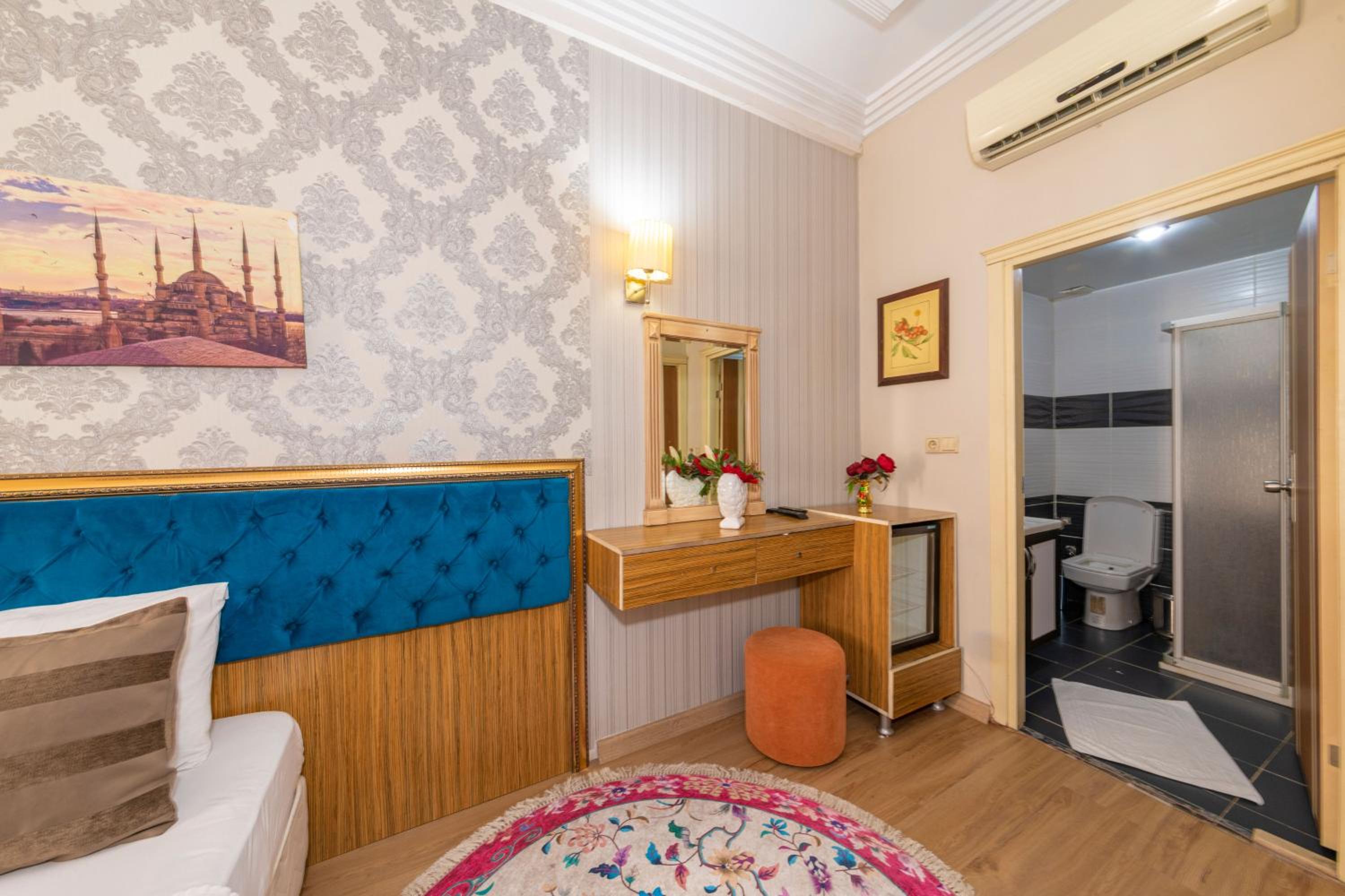 Ista Palace Hotel - Image 120