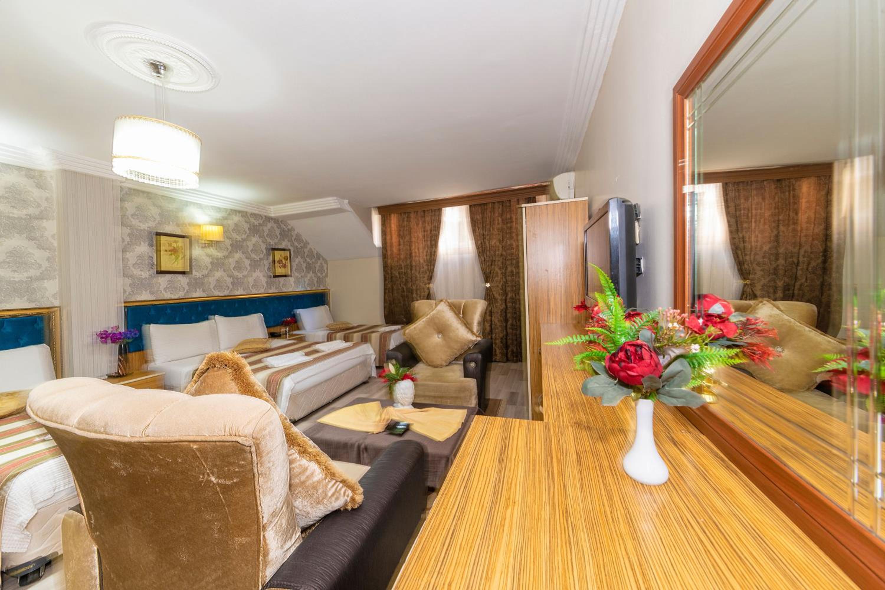 Ista Palace Hotel - Image 36