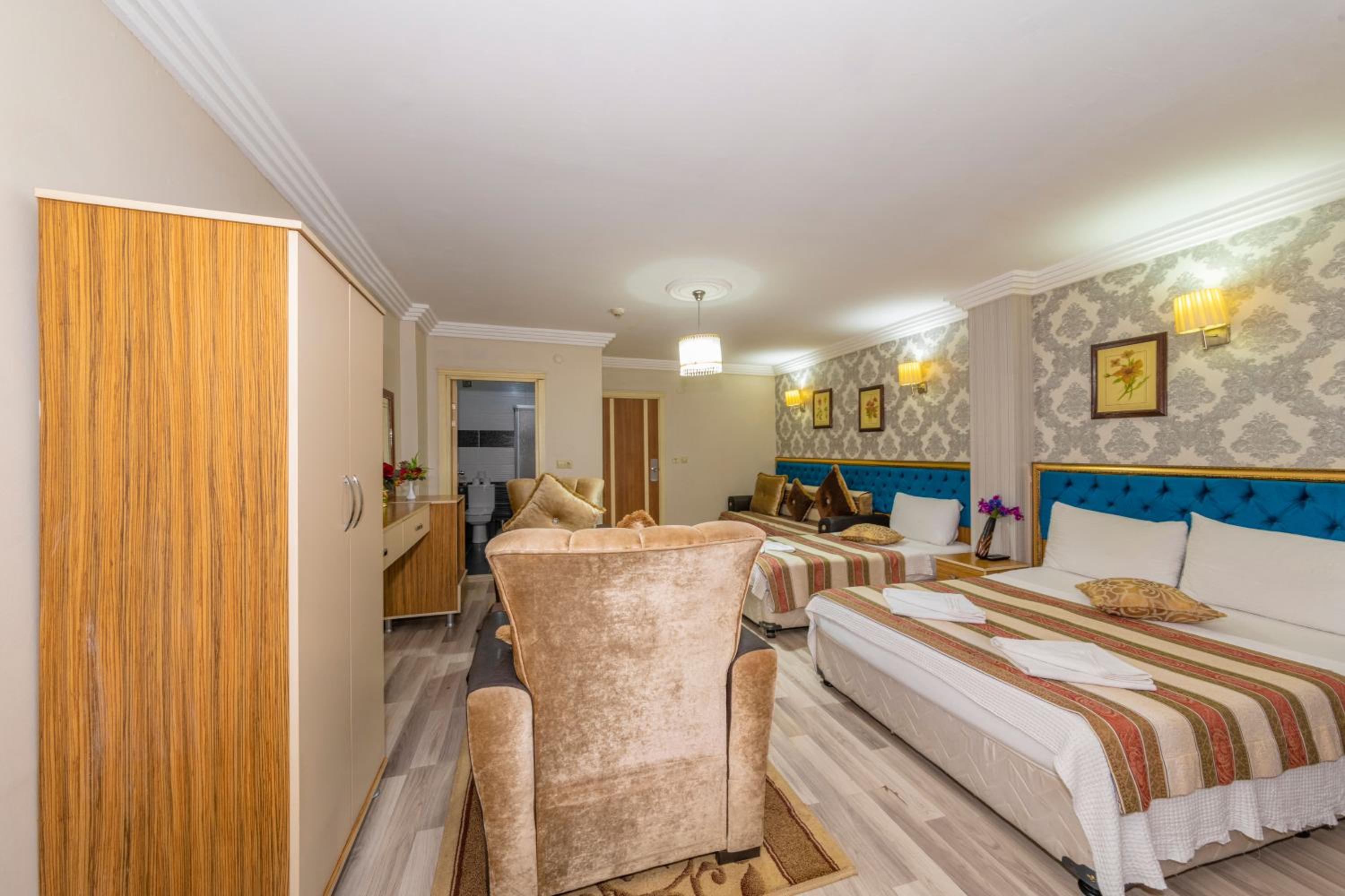 Ista Palace Hotel - Image 33