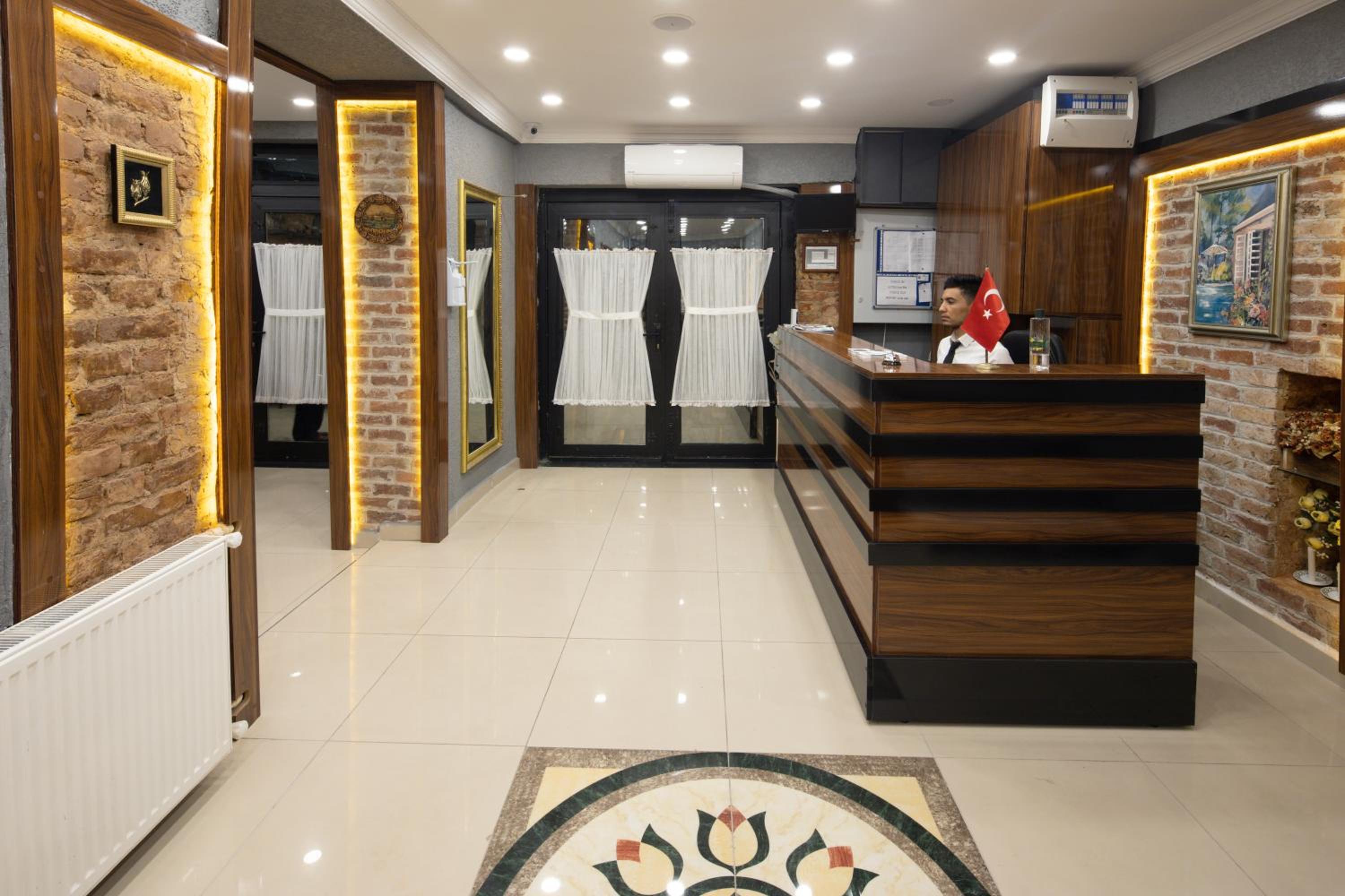 Grey House Apartments & Suites Istanbul