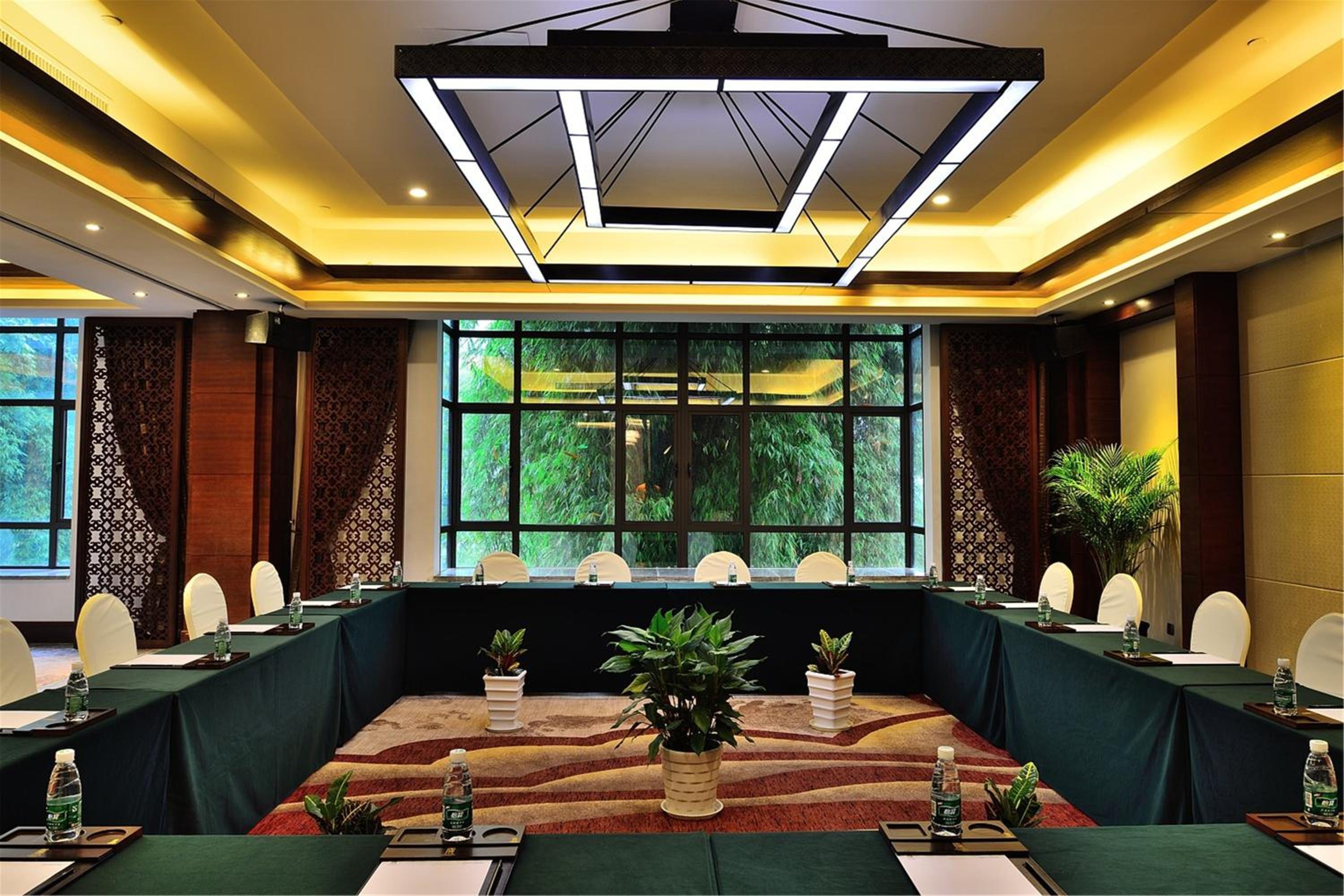 Harmona Resort & Spa Zhangjiajie